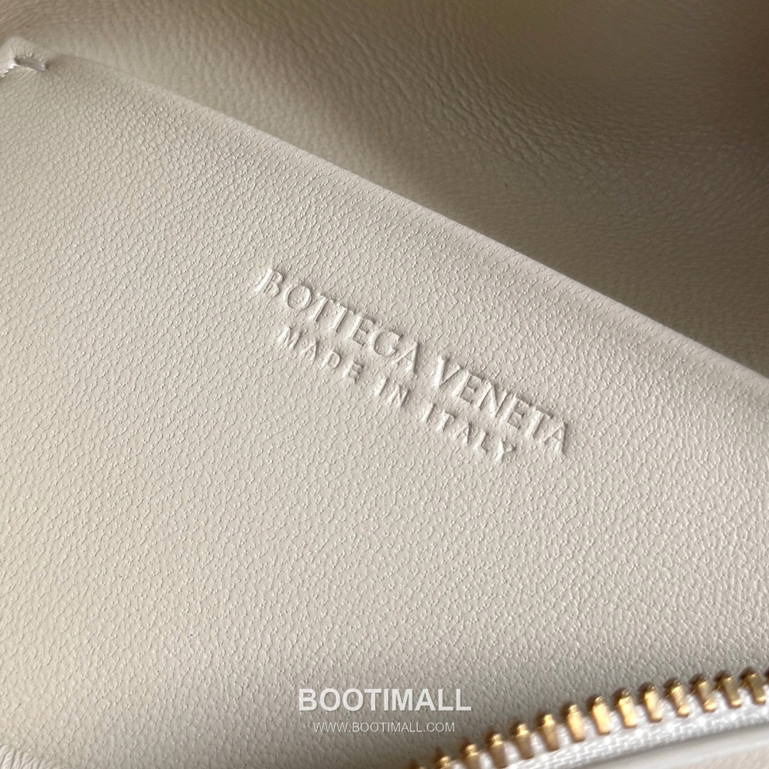 Bottega Veneta Soft Vanity Lambskin Leather Black Clutch Shoulder Bag 보테가베네타 소프트 베니티 램스킨 레더 블랙 클러치 숄더백 20191100 19cm 8