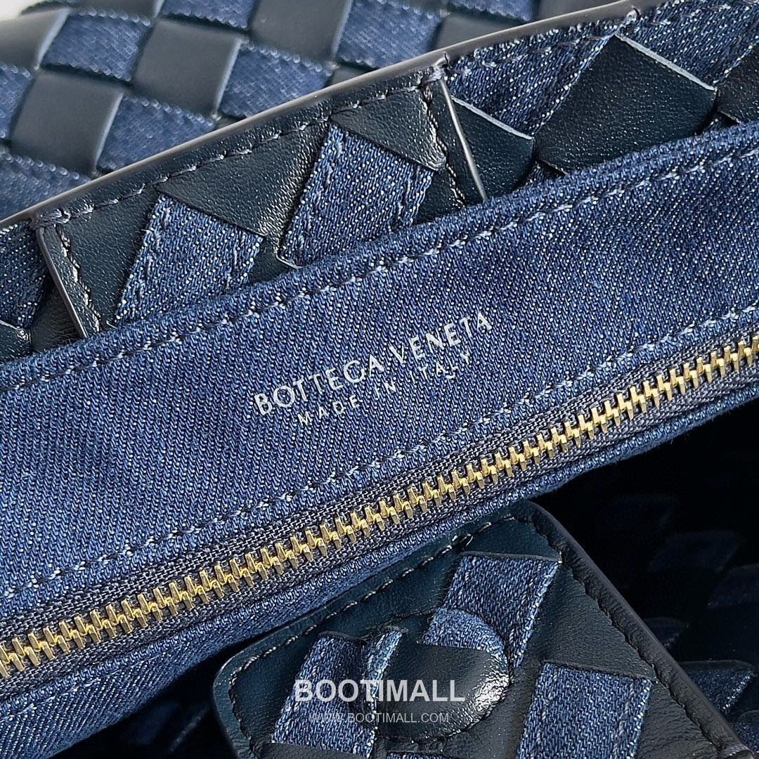 Bottega Veneta Andiamo Lambskin Leather Black Bow Hardware Top Handle Shoulder Bag 보테가베네타 안디아모 램스킨 레더 블랙 보우 하드웨어 탑핸들 숄더백 20191480 25cm 17