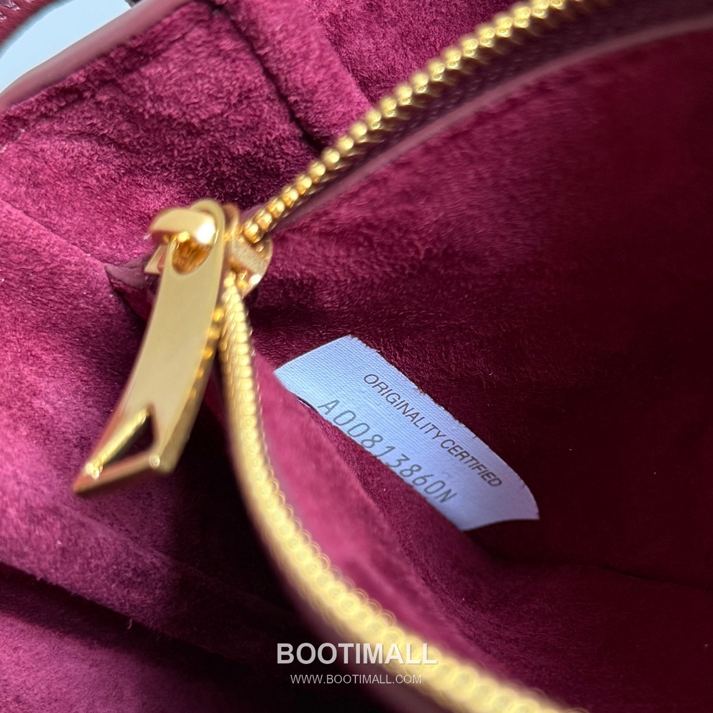 Bottega Veneta Notturno Lambskin Leather Black Multi Compartment Shoulder Bag 보테가베네타 노투르노 램스킨 레더 블랙 멀티 컴파트먼트 숄더백 20128019 21cm 6