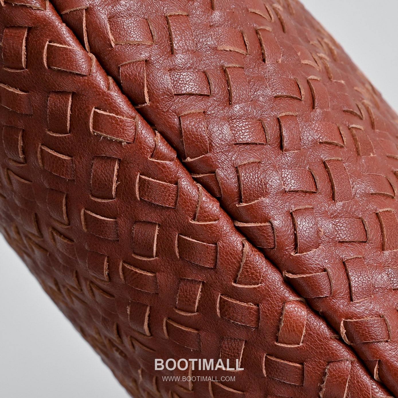 The Row Lilou Goatskin Woven Tote Bag with Hand Braided Detail 더로우 릴루 고트스킨 핸드 브레이디드 토트백 26cm 6