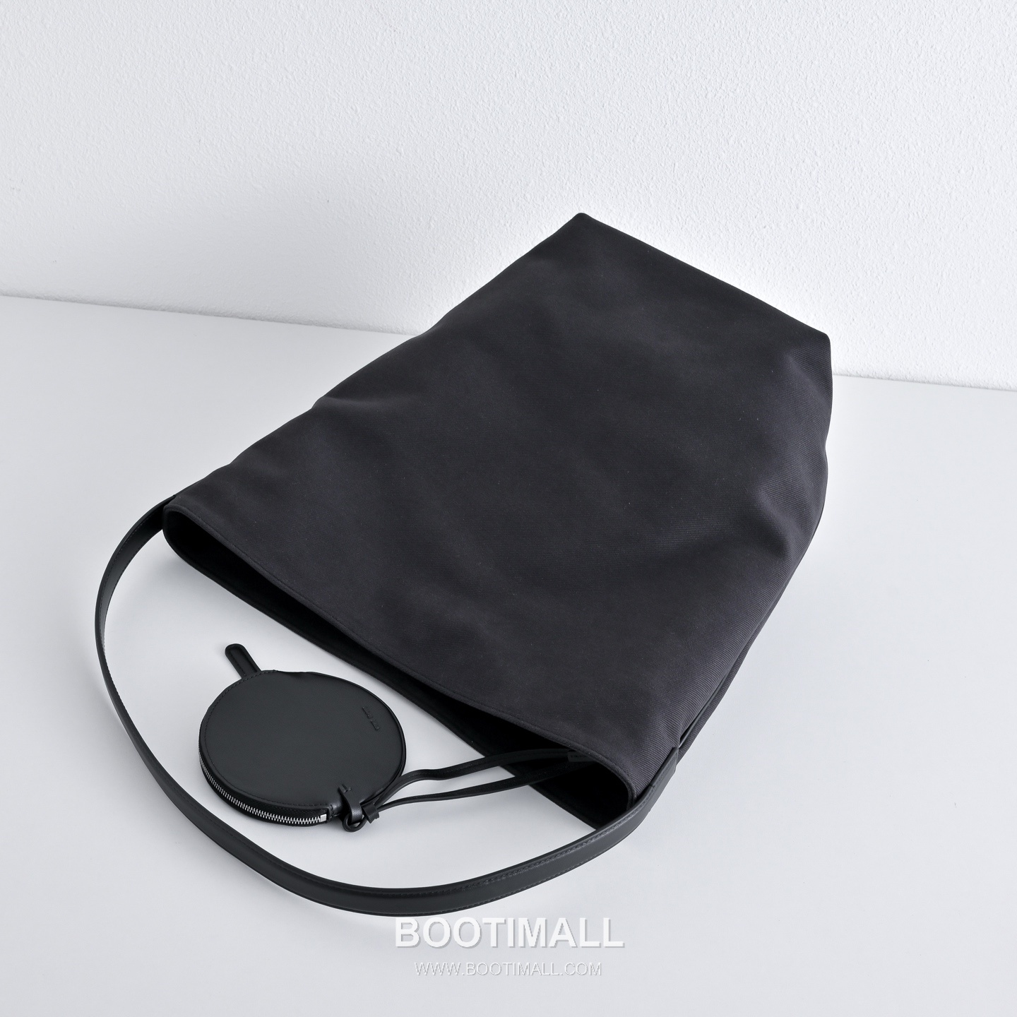 The Row Park Twill Cotton Canvas Tote Bag with Calfskin Trim Detail 더로우 파크 트윌 코튼 캔버스 카프스킨 트림 토트백 36cm 5