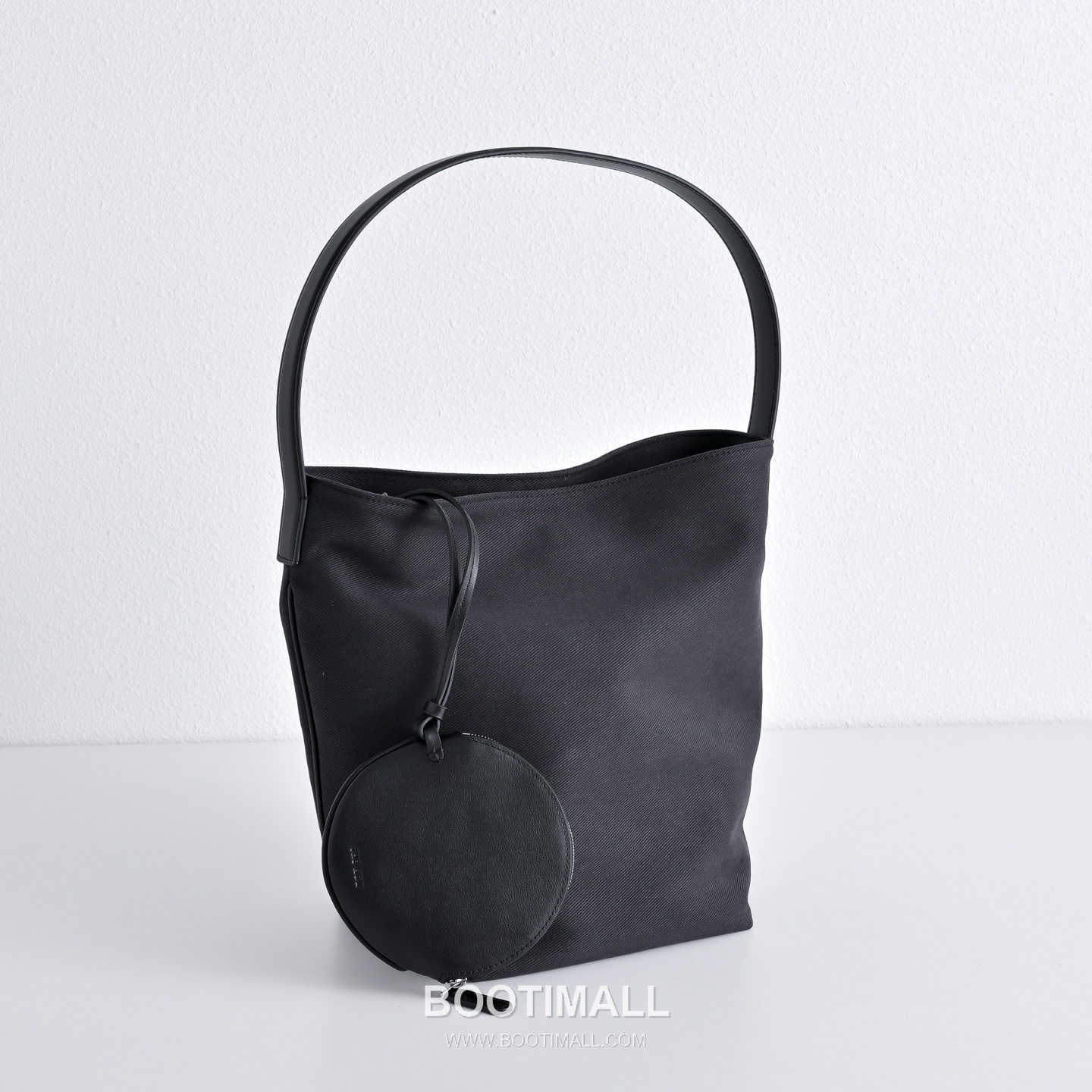 The Row Park Twill Cotton Canvas Tote Bag with Calfskin Trim Detail 더로우 파크 트윌 코튼 캔버스 카프스킨 트림 토트백 28cm 2
