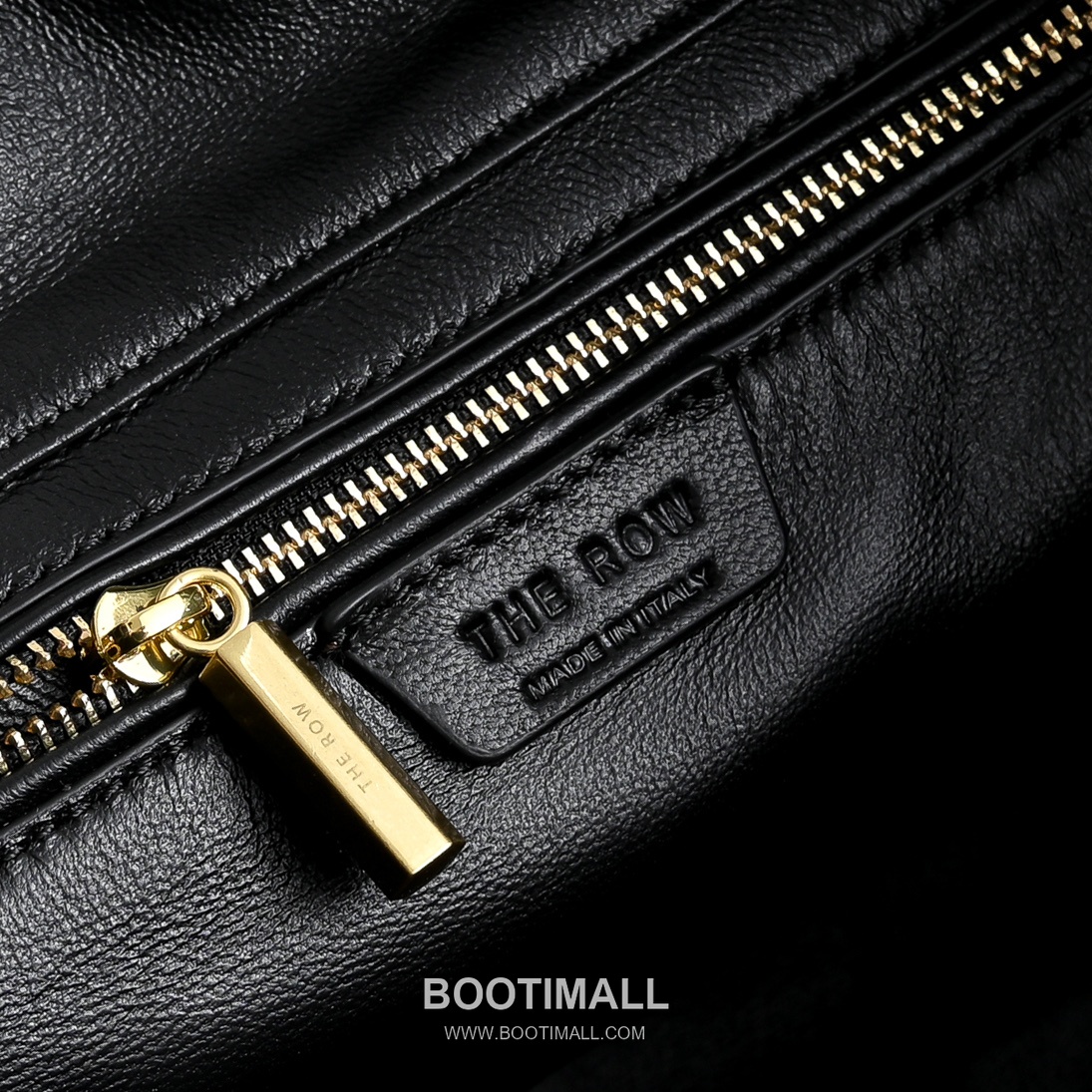 The Row Angy Lambskin Cloud Bag with Drawstring Detail 더로우 앙지 램스킨 드로스트링 클라우드 숄더백 27cm 7