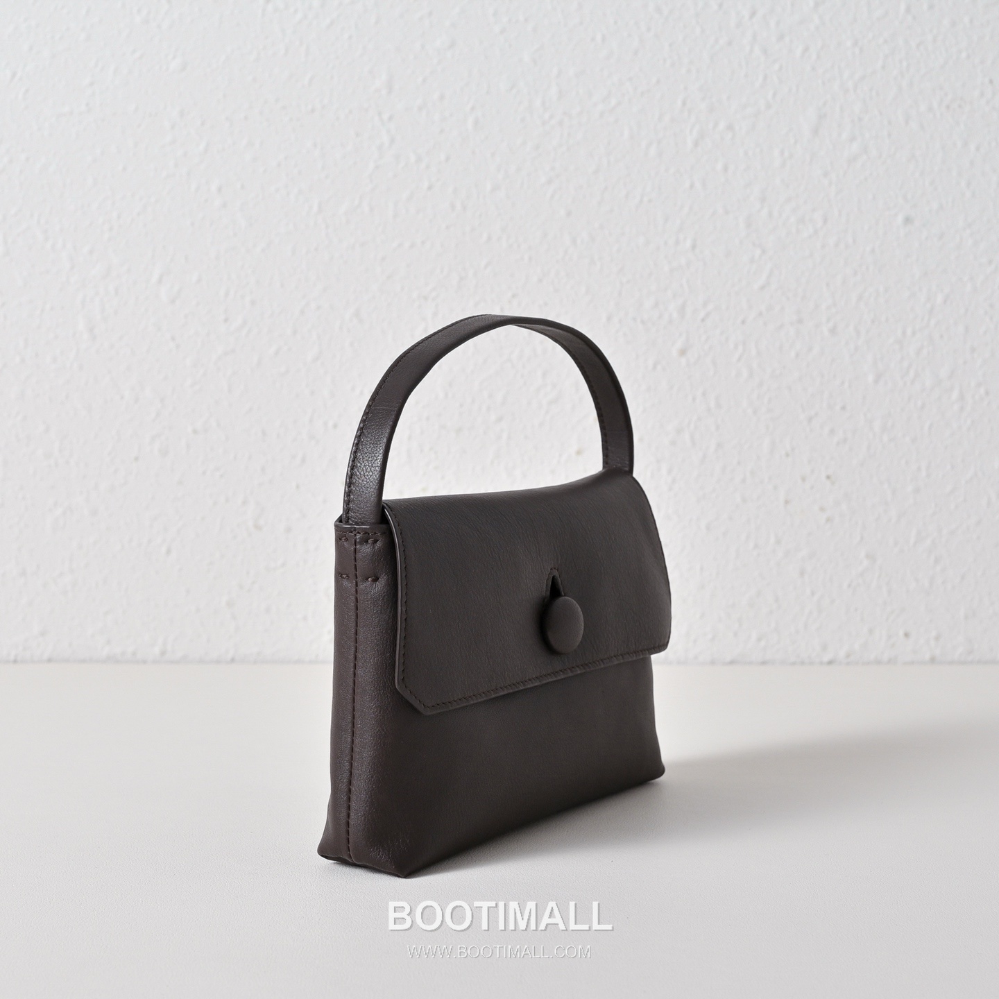 The Row Sally Calfskin Handbag with Button Closure Detail 더로우 샐리 카프스킨 버튼 클로저 핸드백 19cm 3