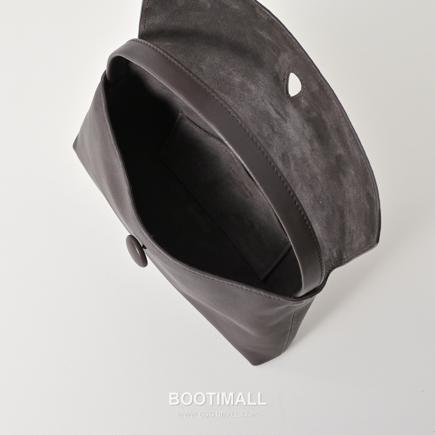 The Row Sally Calfskin Handbag with Button Closure Detail 더로우 샐리 카프스킨 버튼 클로저 핸드백 19cm 7