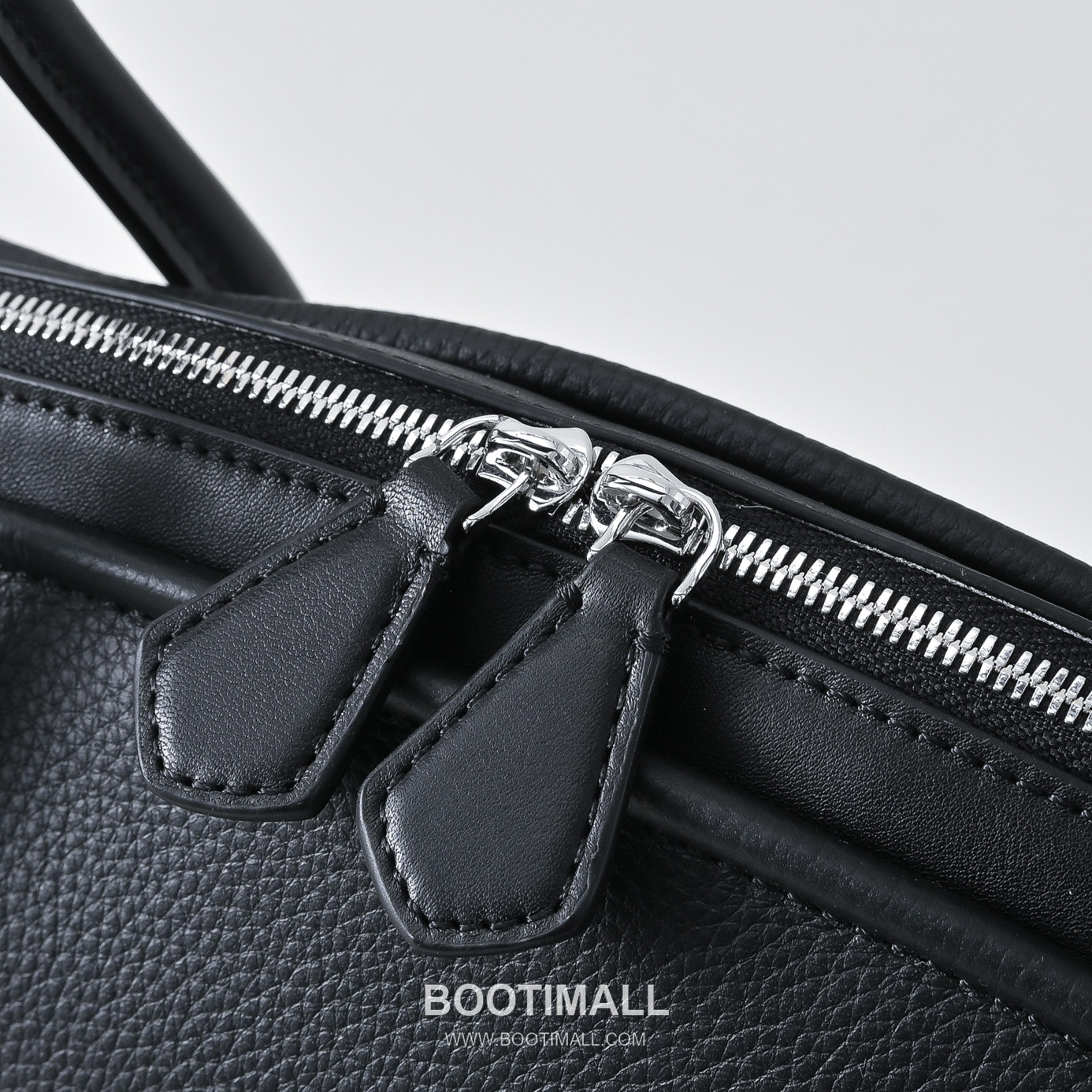 The Row Alger Calfskin Travel Tote Bag with Top Handle Detail 더로우 알제르 카프스킨 탑핸들 트래블 토트백 40cm 6