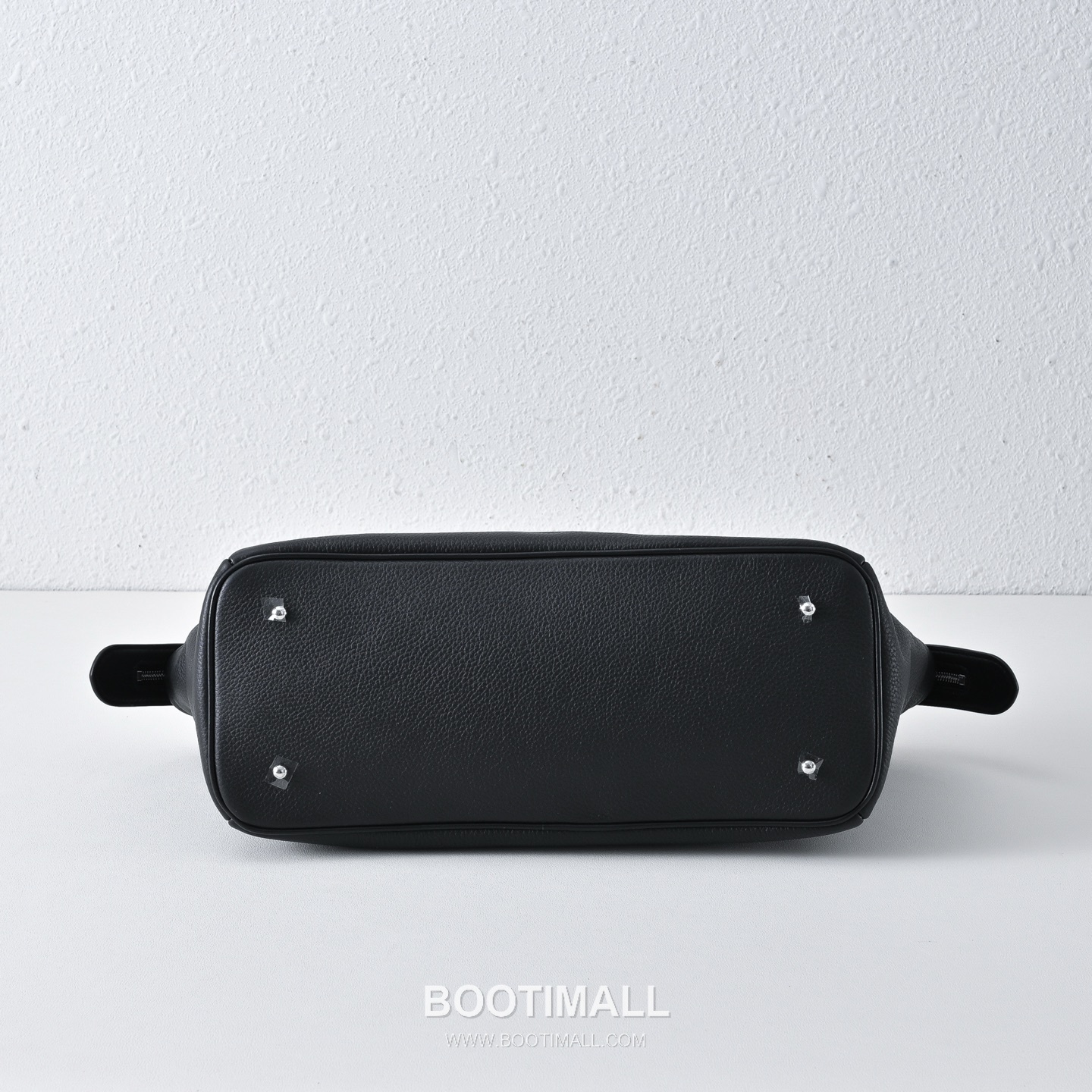 The Row Alger Calfskin Travel Tote Bag with Top Handle Detail 더로우 알제르 카프스킨 탑핸들 트래블 토트백 40cm 9