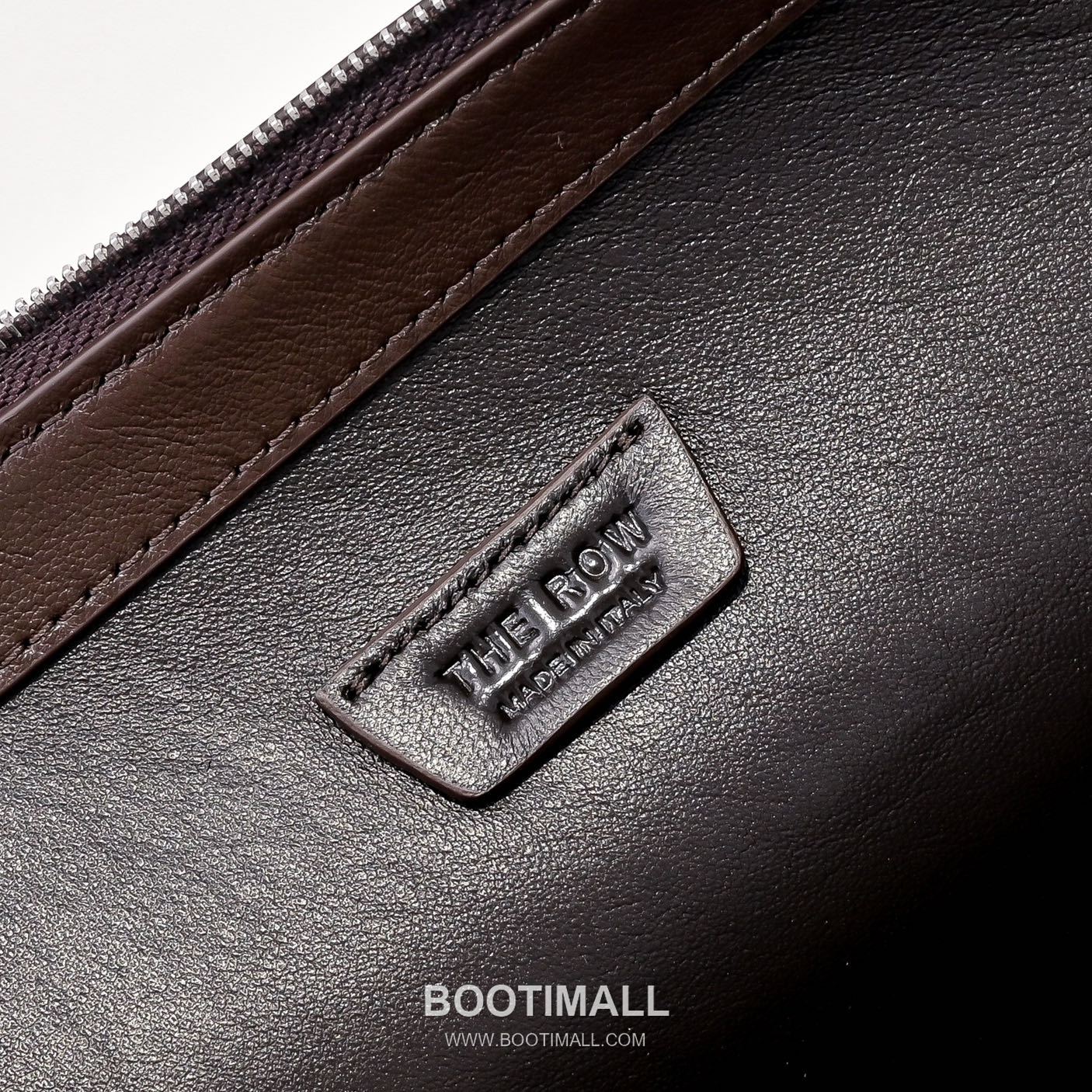 The Row Allie Calfskin Shoulder Bag with Adjustable Strap Detail 더로우 알리 카프스킨 조절 스트랩 숄더백 42cm 9