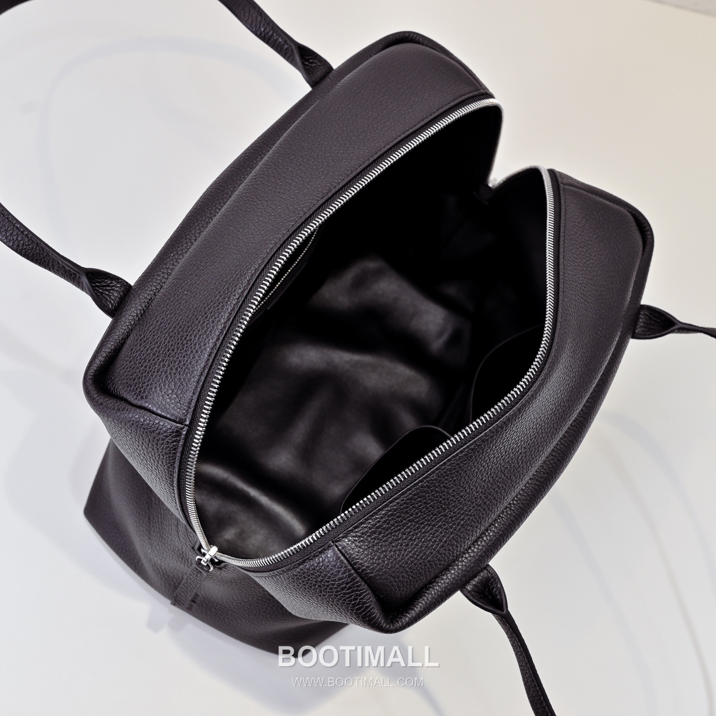 The Row Henri Calfskin Tote Bag with Soft Structure Detail 더로우 앙리 카프스킨 소프트 스트럭처 토트백 27cm 5