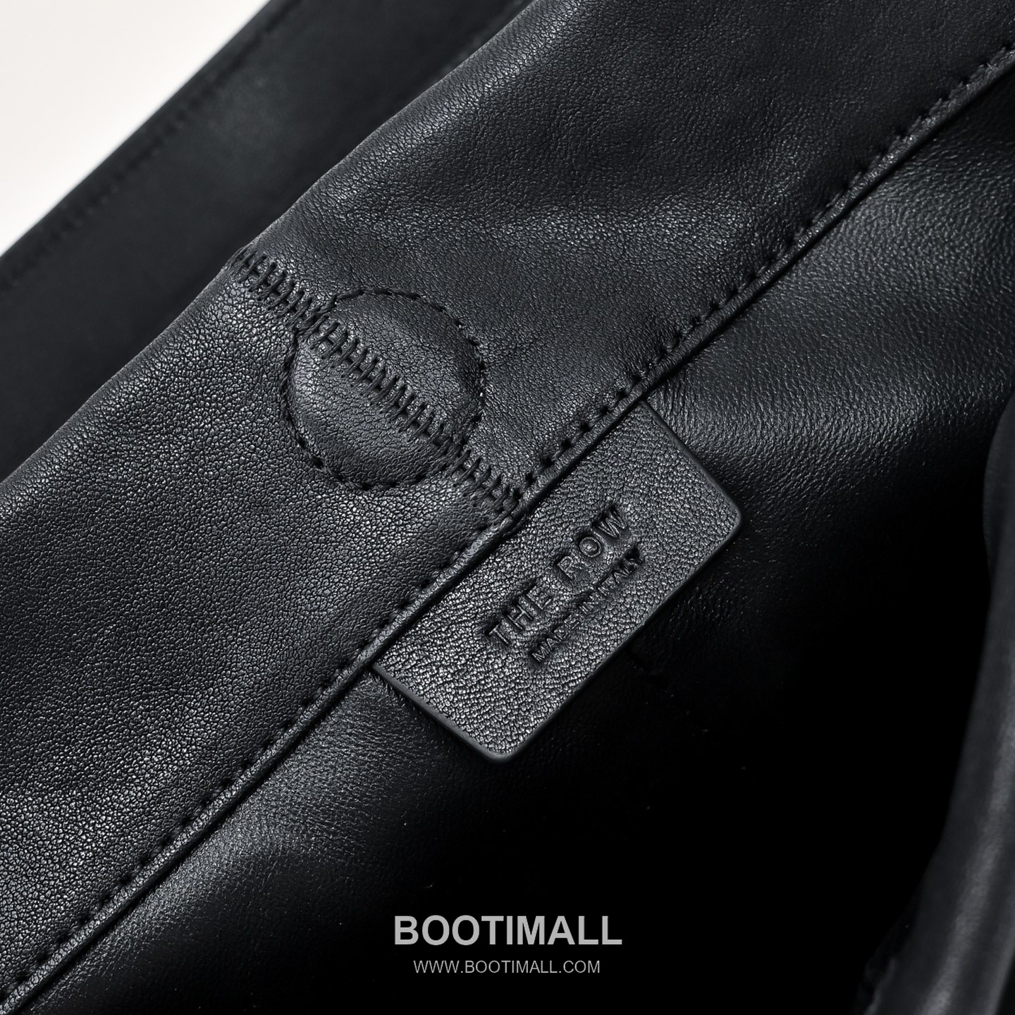 The Row Vegetable Tanned Lambskin Shoulder Bag with Underarm Design Detail 더로우 베지터블 태닝 램스킨 언더암 숄더백 43cm 6