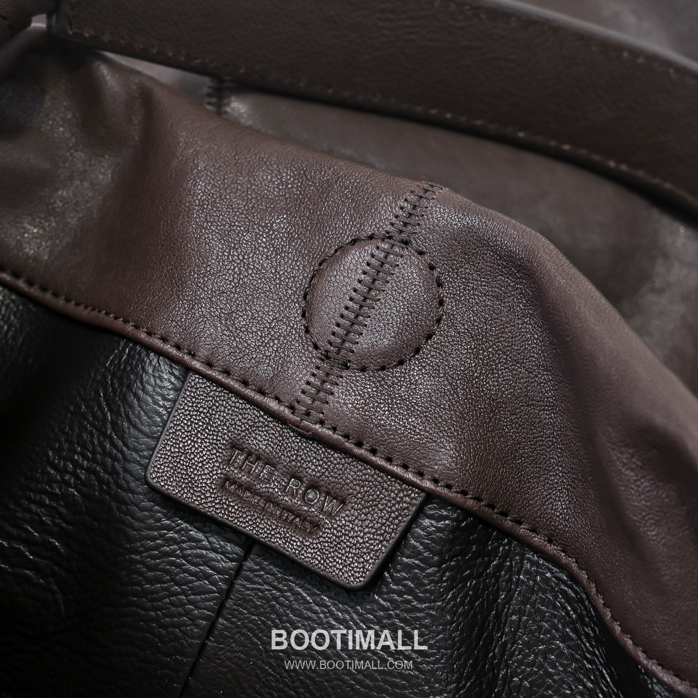 The Row Vegetable Tanned Lambskin Shoulder Bag with Underarm Design Detail 더로우 베지터블 태닝 램스킨 언더암 숄더백 43cm 7