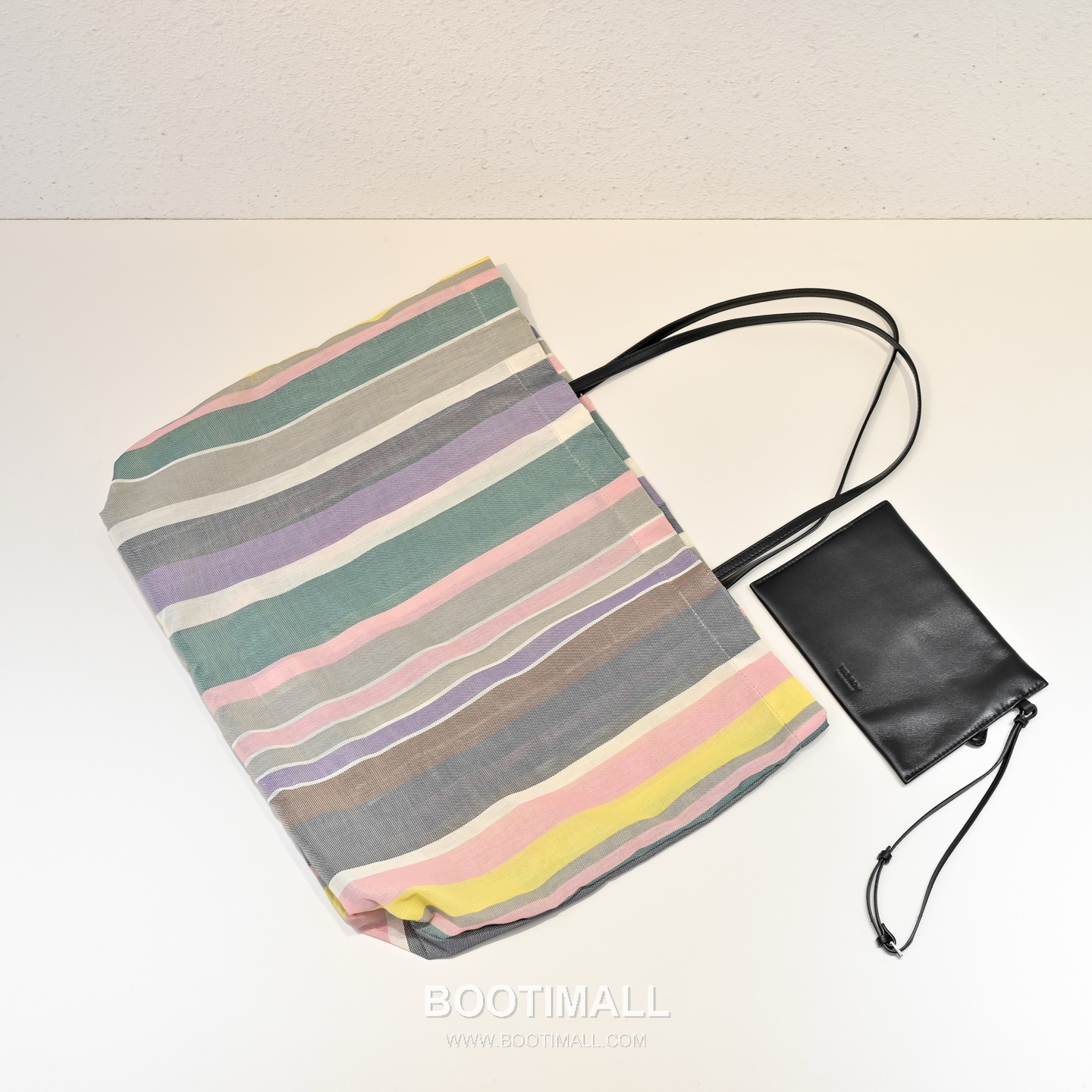 The Row PVC PET Tote Bag with Lambskin Strap Detail 더로우 PVC PET 램스킨 스트랩 토트백 48cm 8