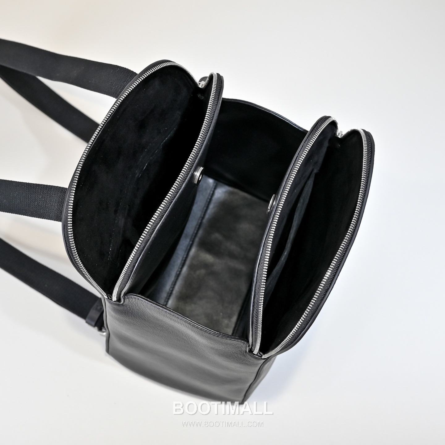 The Row Harper Saddle Calfskin Backpack with Double Layer Detail 더로우 하퍼 새들 카프스킨 더블 레이어 백팩 21cm 6