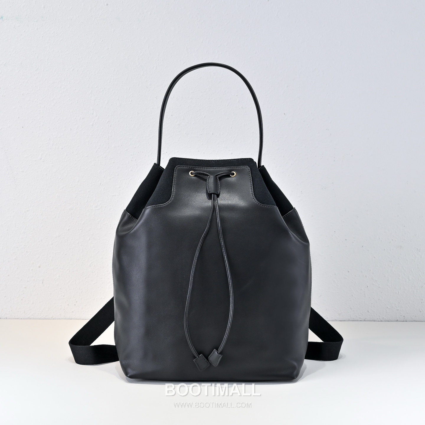 The Row Calfskin Backpack with Large Capacity Detail 더로우 카프스킨 라지 캐파시티 백팩 27cm 1