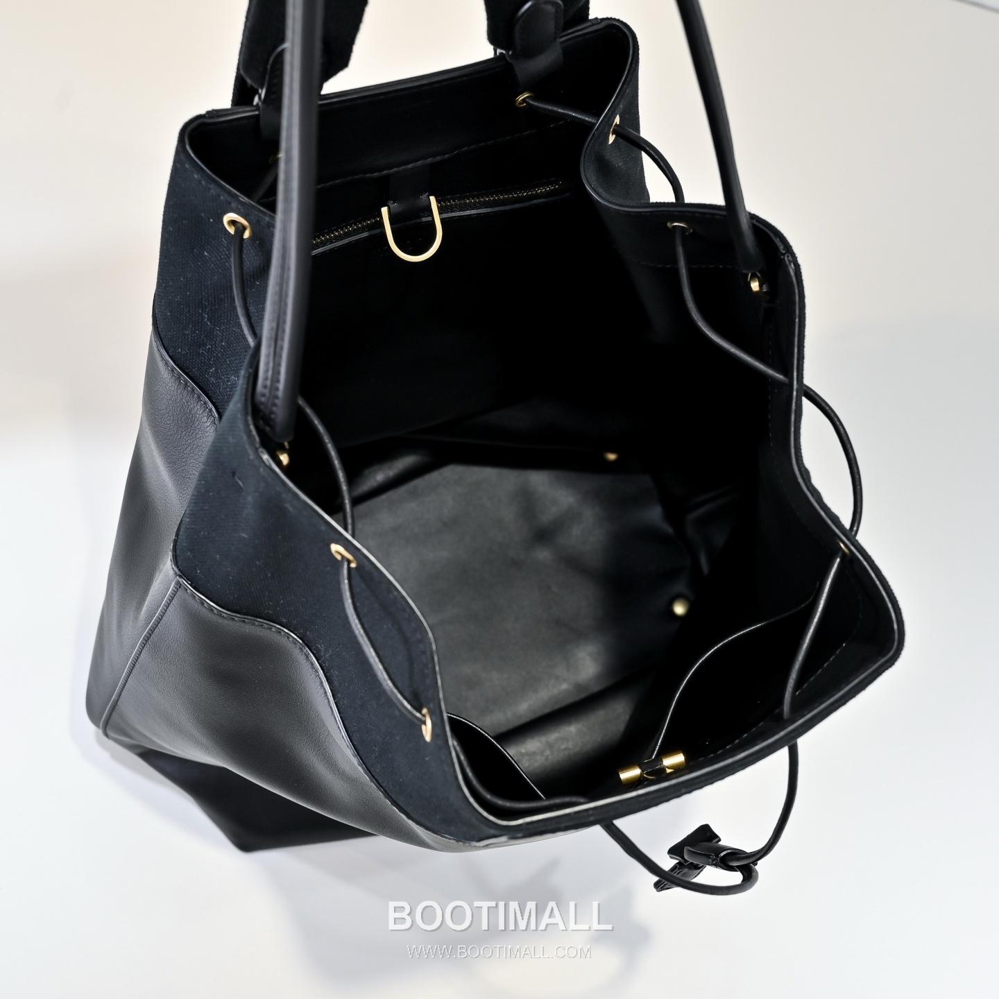 The Row Calfskin Backpack with Large Capacity Detail 더로우 카프스킨 라지 캐파시티 백팩 27cm 8