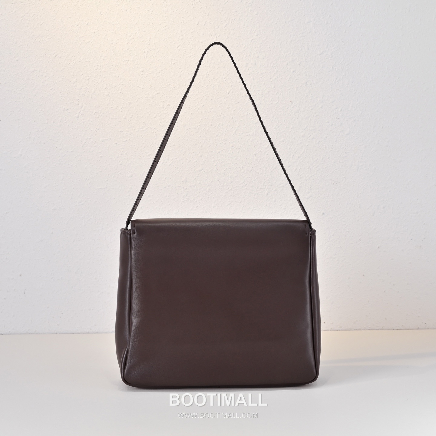 The Row Lambskin Tote Bag with Hand Stitch Detail 더로우 램스킨 핸드 스티치 토트백 29cm 2