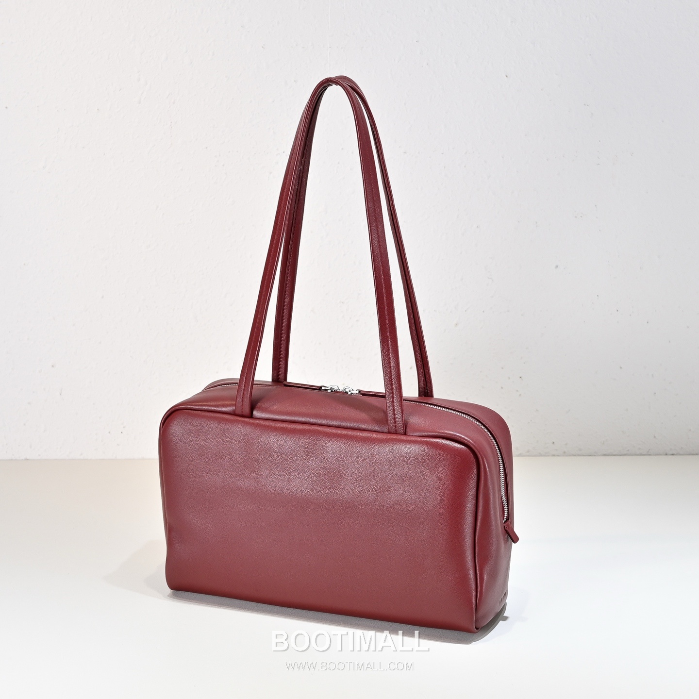 The Row Astra Lambskin Bowling Bag with Long Handle Detail 더로우 아스트라 램스킨 롱핸들 보울링 숄더백 30cm 2
