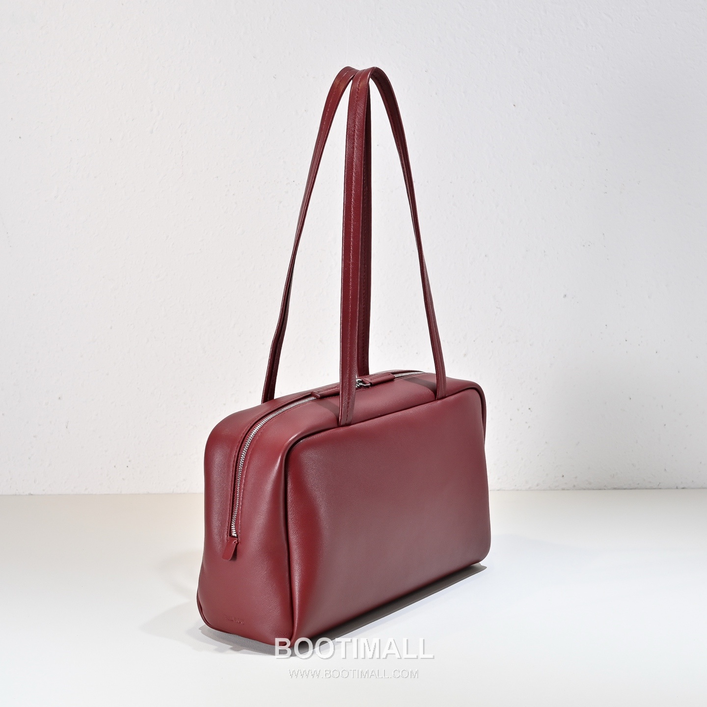 The Row Astra Lambskin Bowling Bag with Long Handle Detail 더로우 아스트라 램스킨 롱핸들 보울링 숄더백 30cm 3