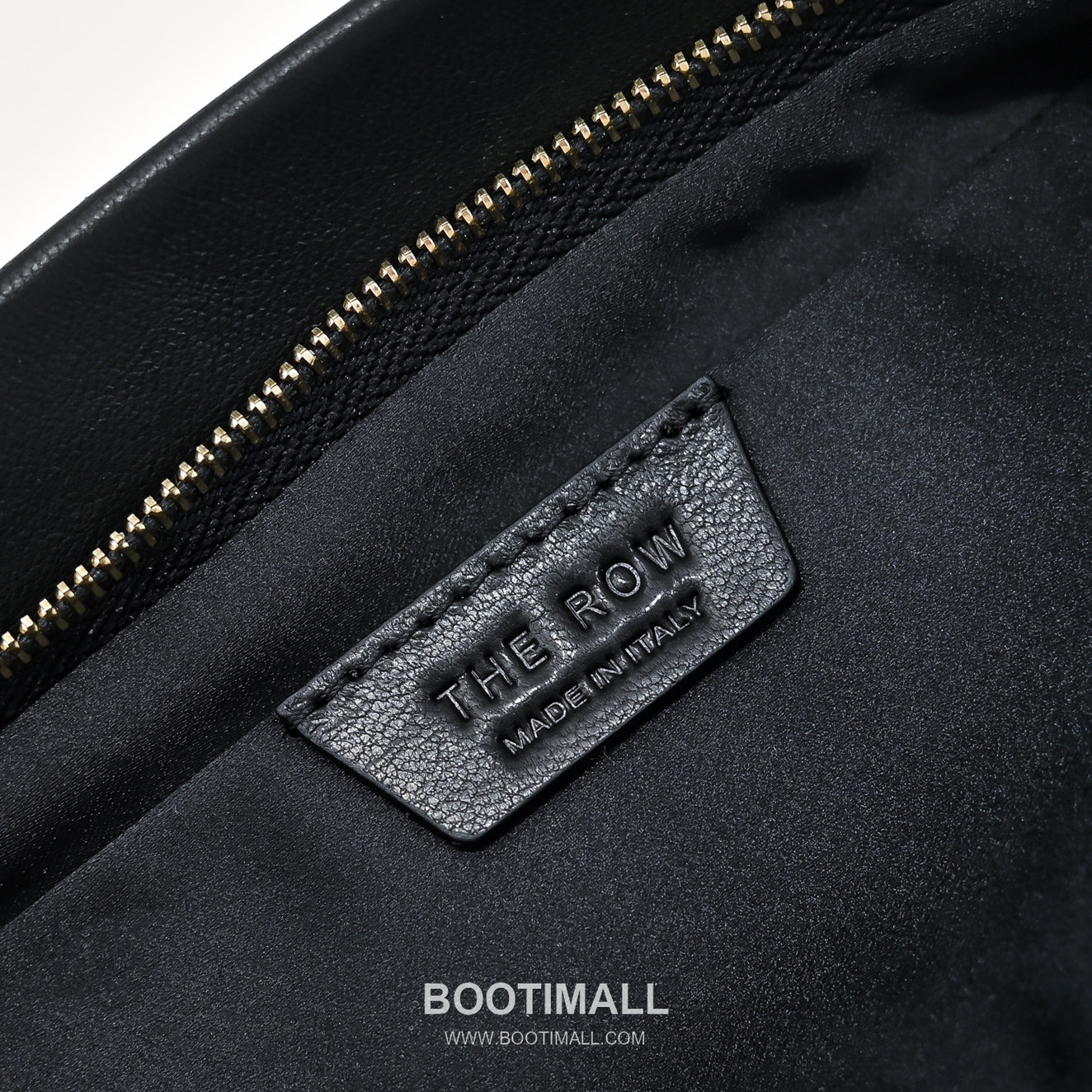 The Row Bracelet Lambskin Clutch Bag with Bangle Handle Detail 더로우 브레이슬릿 램스킨 뱅글 핸들 클러치백 24.5cm 7