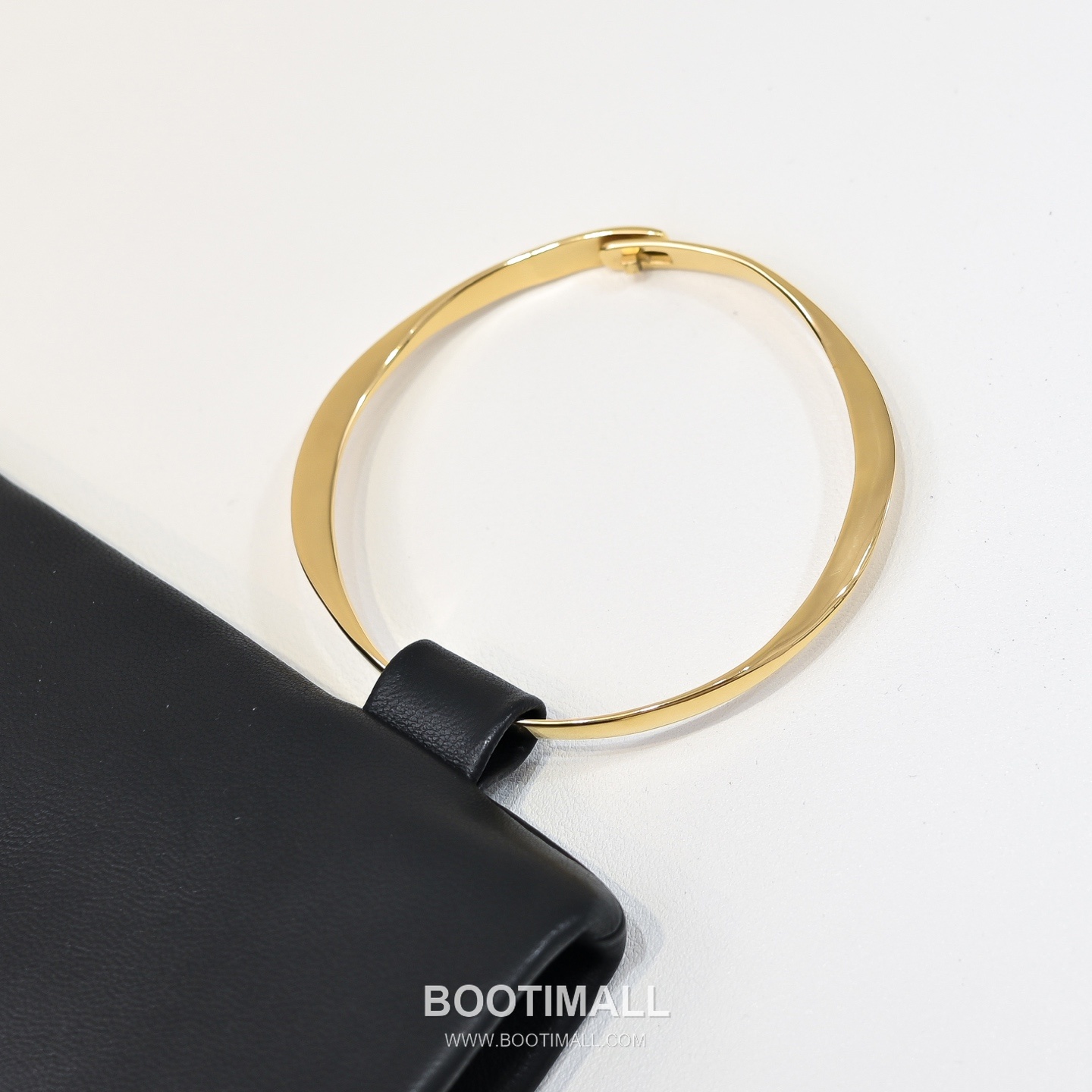 The Row Bracelet Lambskin Clutch Bag with Bangle Handle Detail 더로우 브레이슬릿 램스킨 뱅글 핸들 클러치백 24.5cm 8
