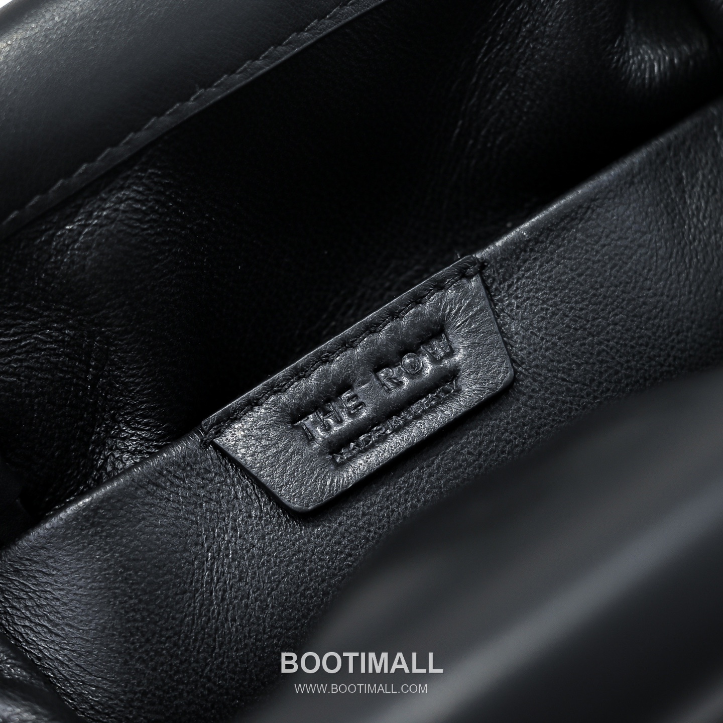 The Row Mira Saddle Calfskin Shoulder Bag with Strap Detail 더로우 미라 새들 카프스킨 스트랩 숄더백 25cm 6