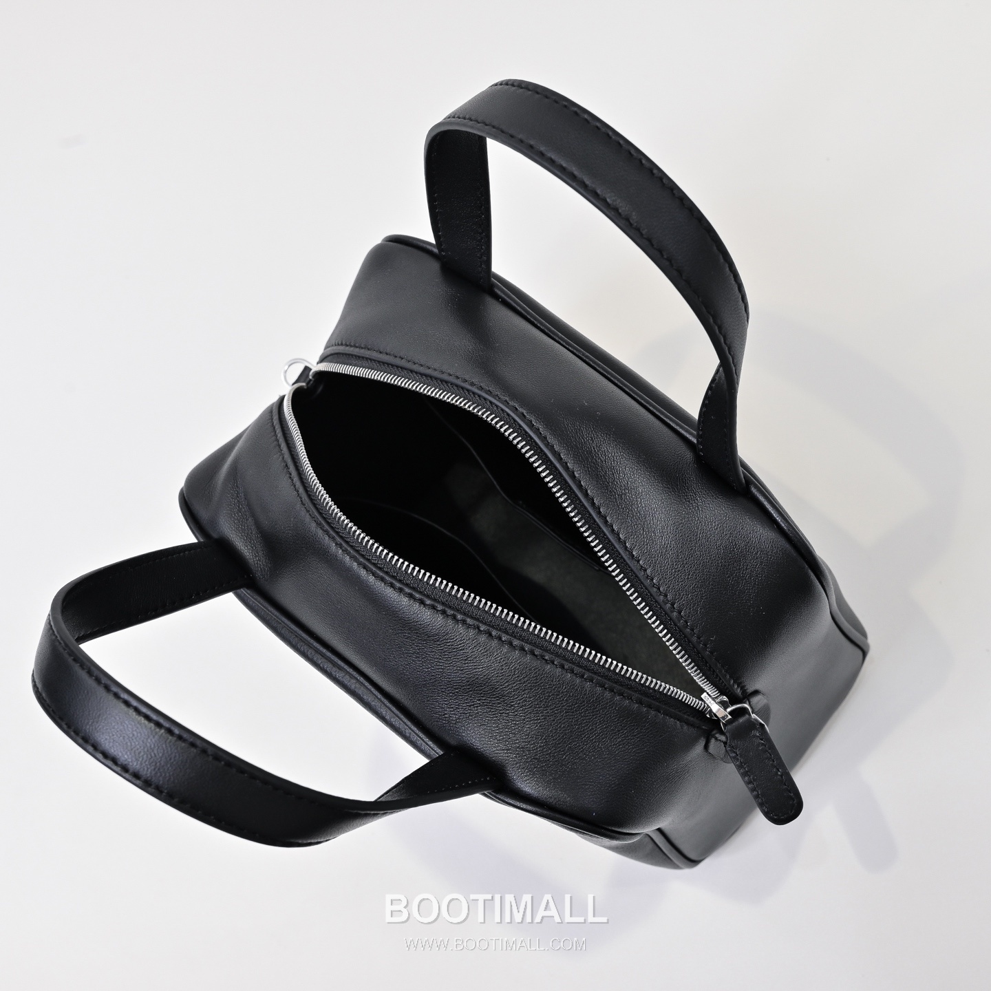 The Row Lambskin Top Handle Shoulder Bag with Structured Box Detail 더로우 램스킨 스트럭처 박스 탑핸들 숄더백 19cm 4