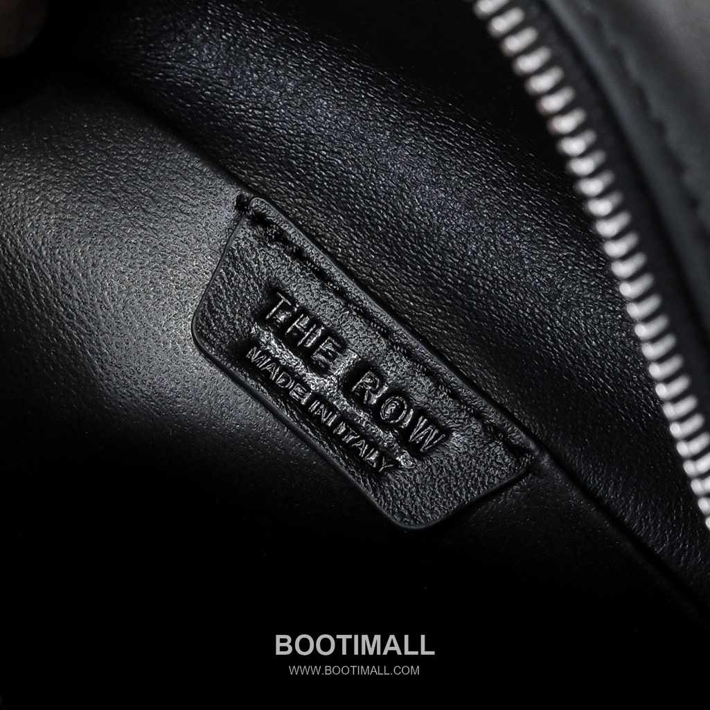 The Row Lambskin Top Handle Shoulder Bag with Structured Box Detail 더로우 램스킨 스트럭처 박스 탑핸들 숄더백 19cm 9