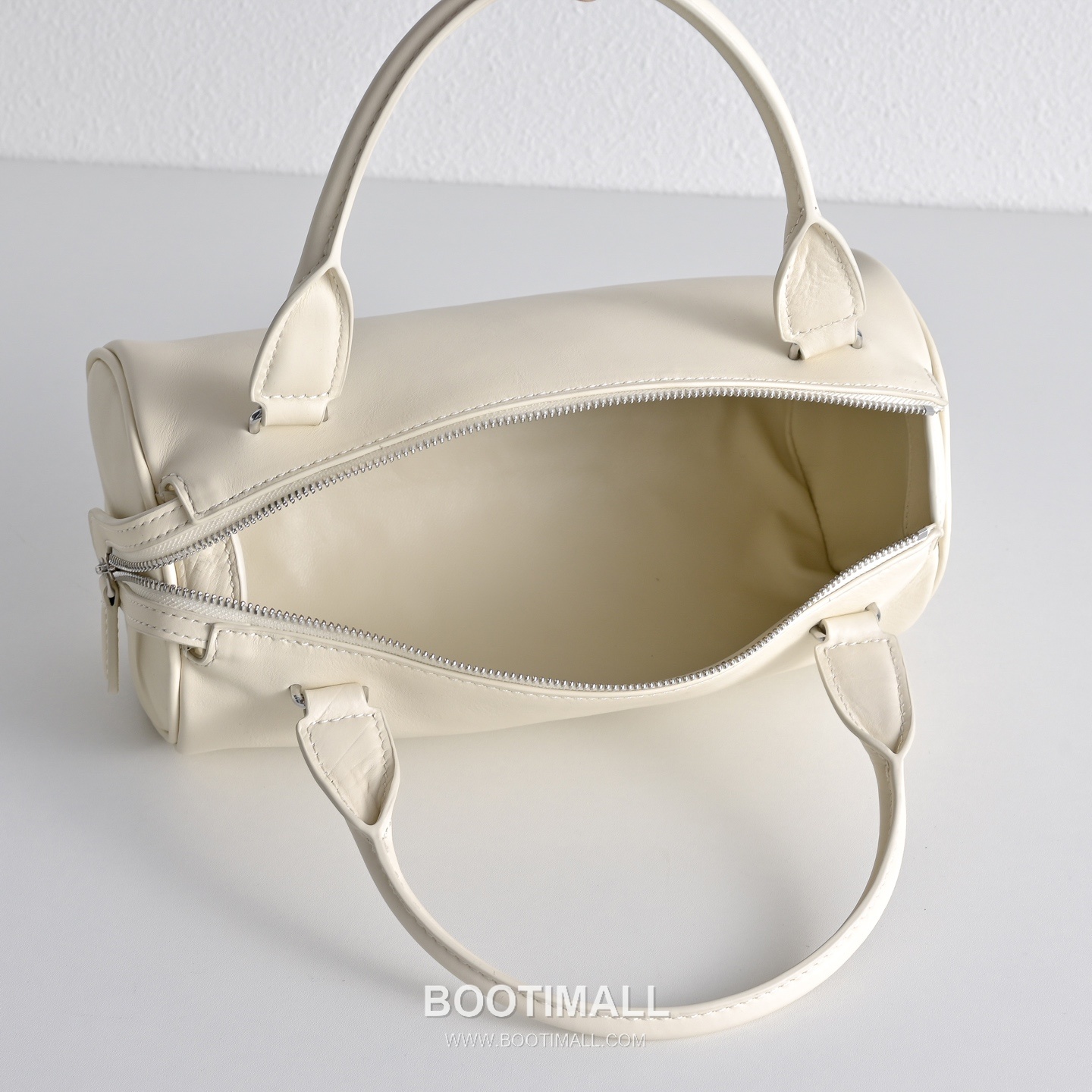 The Row Edith Calfskin Shoulder Bag with Top Handle Detail 더로우 에디스 카프스킨 탑핸들 숄더백 28cm 7