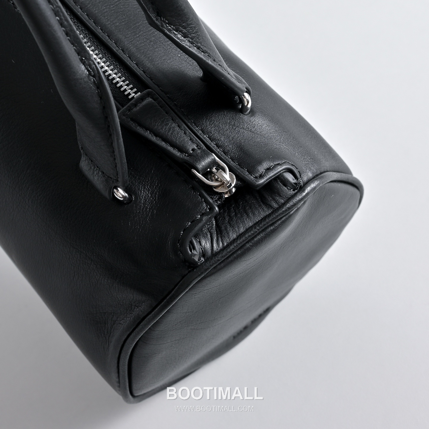 The Row Edith Calfskin Shoulder Bag with Top Handle Detail 더로우 에디스 카프스킨 탑핸들 숄더백 28cm 6