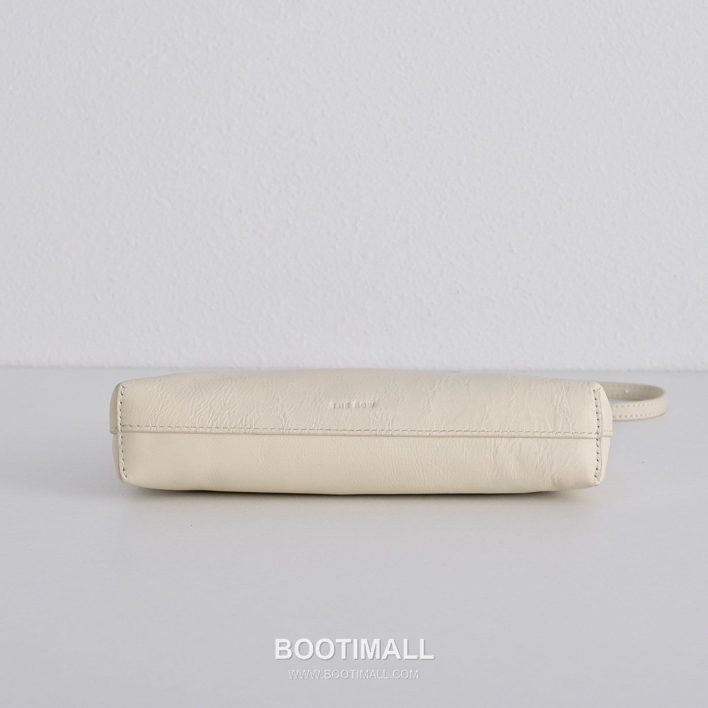 The Row Rene Calfskin Clutch Bag with Top Handle Detail 더로우 르네 카프스킨 탑핸들 클러치백 23cm 4