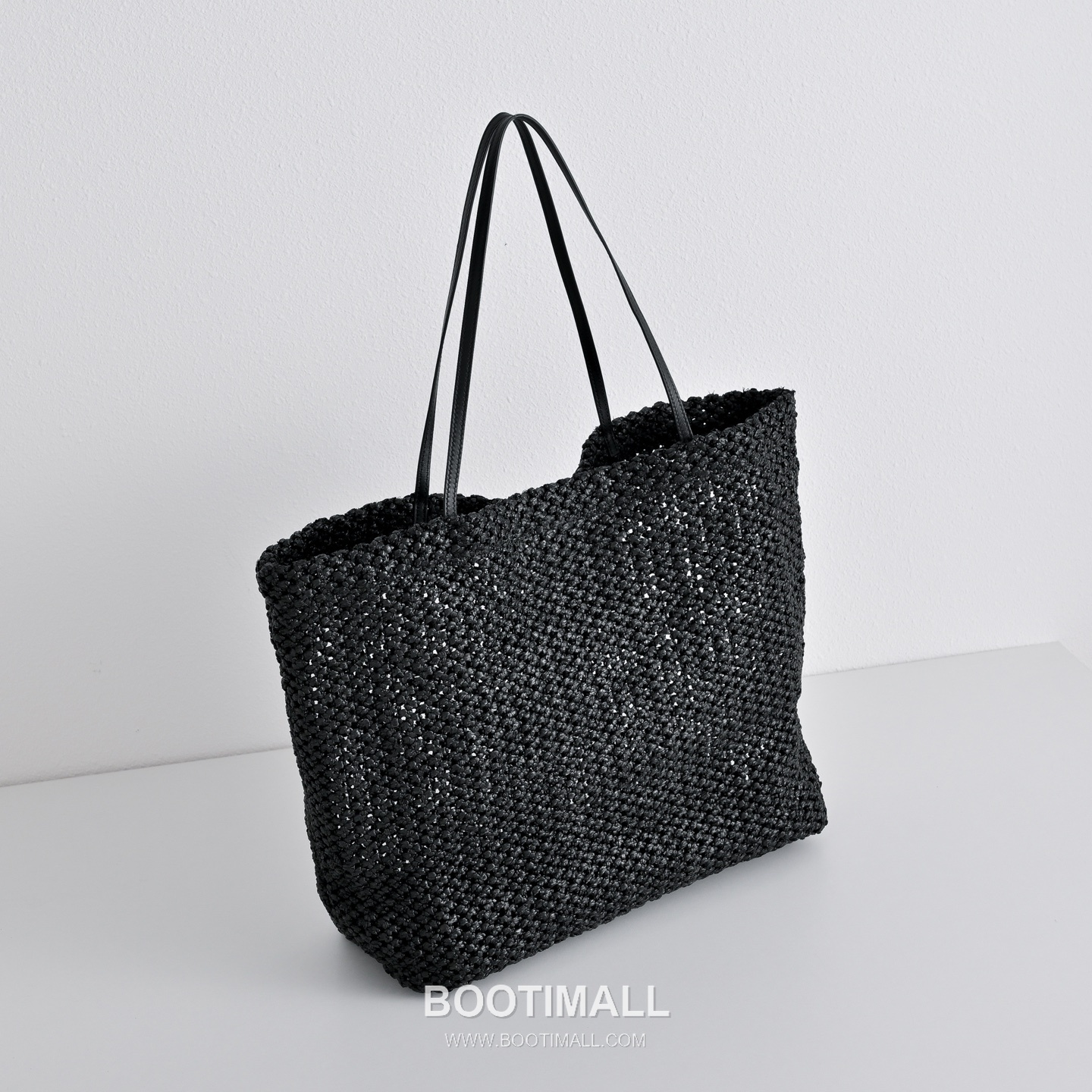 The Row Raffia Straw Tote Bag with Lambskin Trim Detail 더로우 라피아 스트로 램스킨 트림 토트백 54cm 3