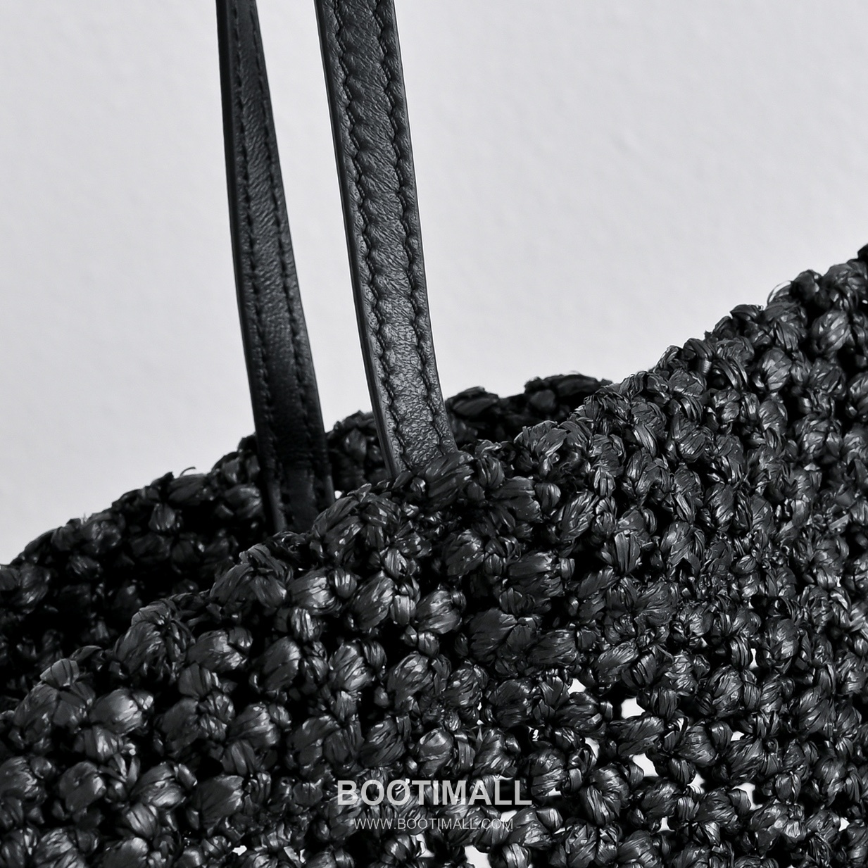 The Row Raffia Straw Tote Bag with Lambskin Trim Detail 더로우 라피아 스트로 램스킨 트림 토트백 54cm 4