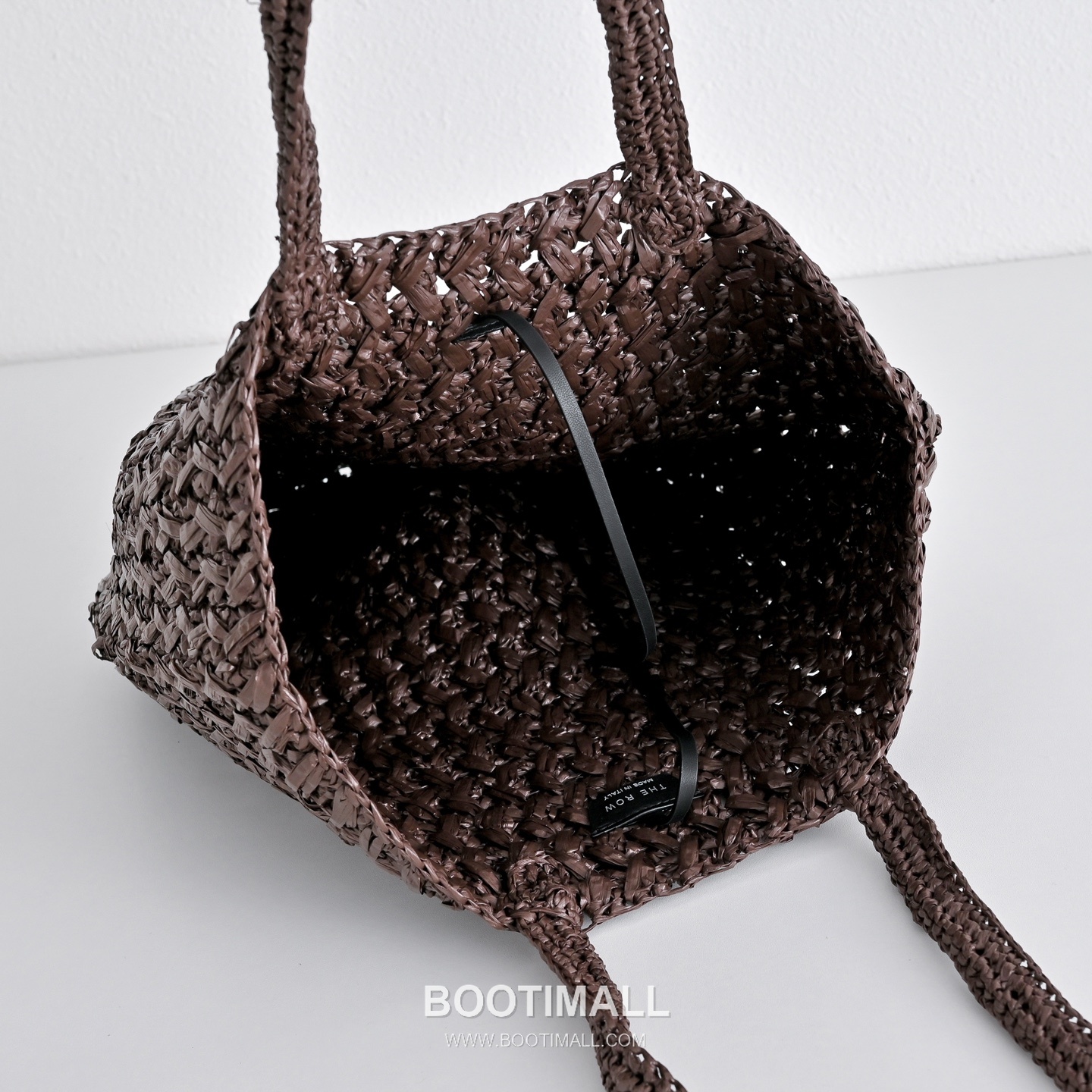 The Row Estelle PP Straw Basket Tote Bag with Leather Strap Detail 더로우 에스텔 PP 스트로 레더 스트랩 바스켓 토트백 42cm 6