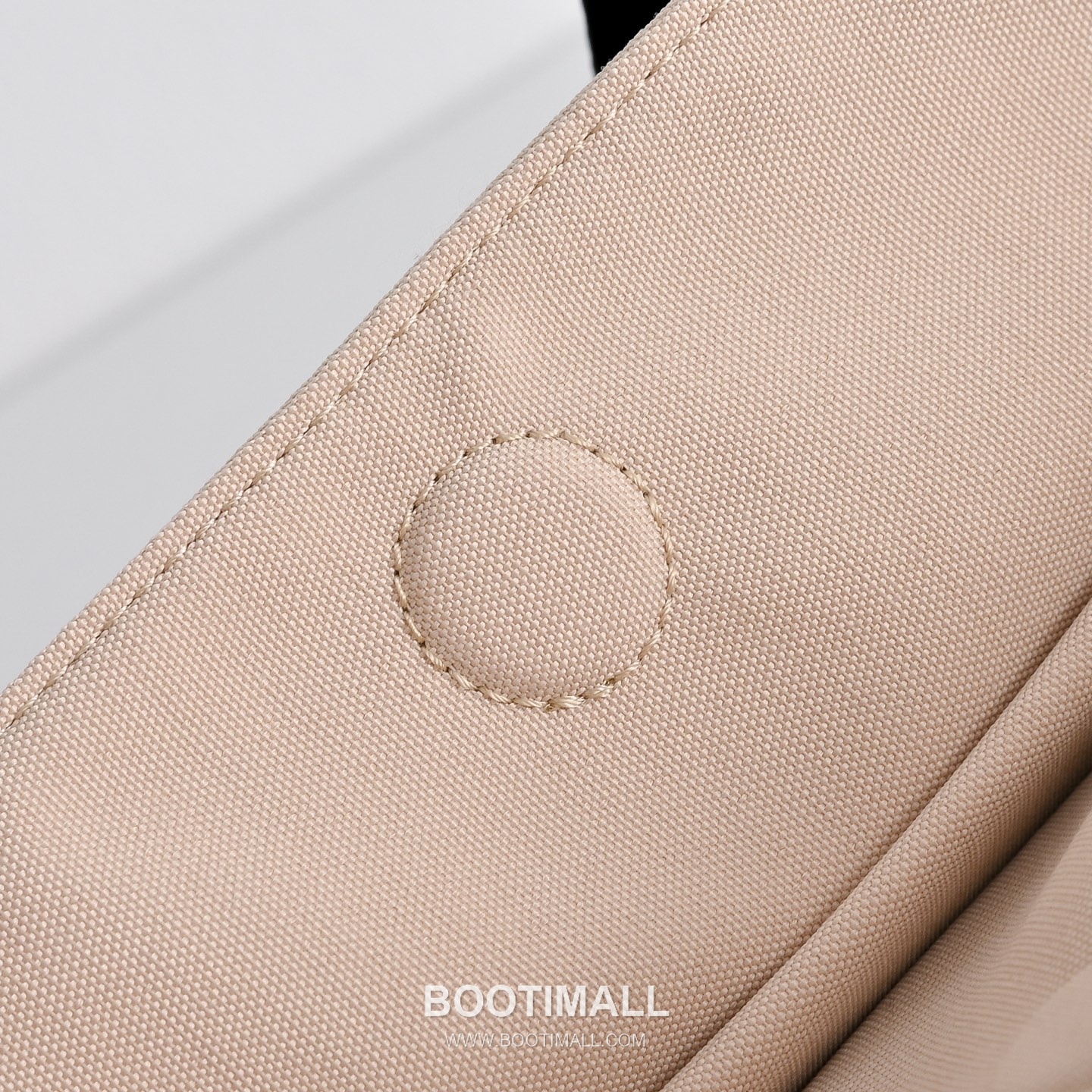 The Row Oxford Nylon Tote Bag with Top Handle Detail 더로우 옥스포드 나일론 탑핸들 토트백 40cm 6