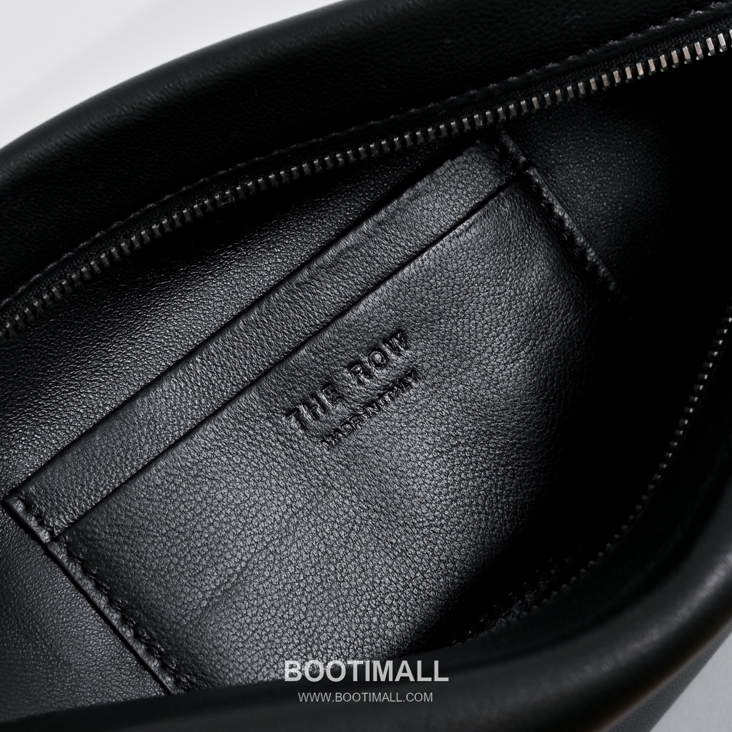 The Row Lambskin Clutch Pouch with Zip Closure Detail 더로우 램스킨 지퍼 클로저 클러치 파우치 25cm 6