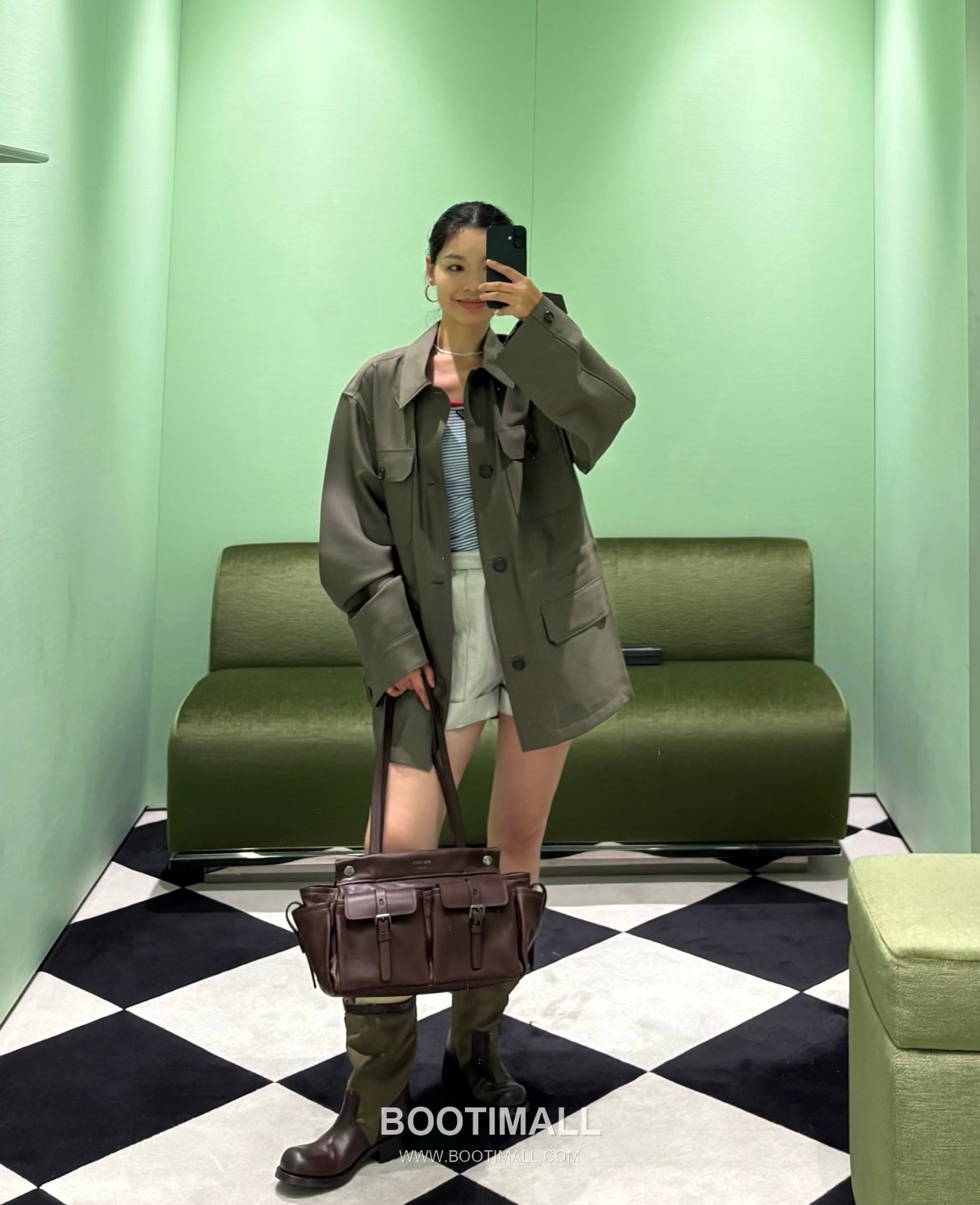 Prada Route Calfskin Tote Bag with Pocket Detail and Shoulder Strap 프라다 루트 카프스킨 포켓 디테일 숄더 스트랩 토트백 1BG645 30cm 4