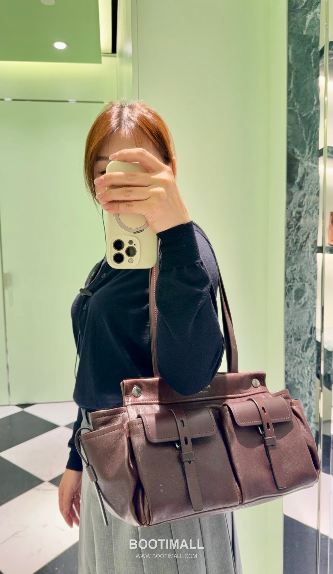 Prada Route Calfskin Tote Bag with Pocket Detail and Shoulder Strap 프라다 루트 카프스킨 포켓 디테일 숄더 스트랩 토트백 1BG645 30cm 9