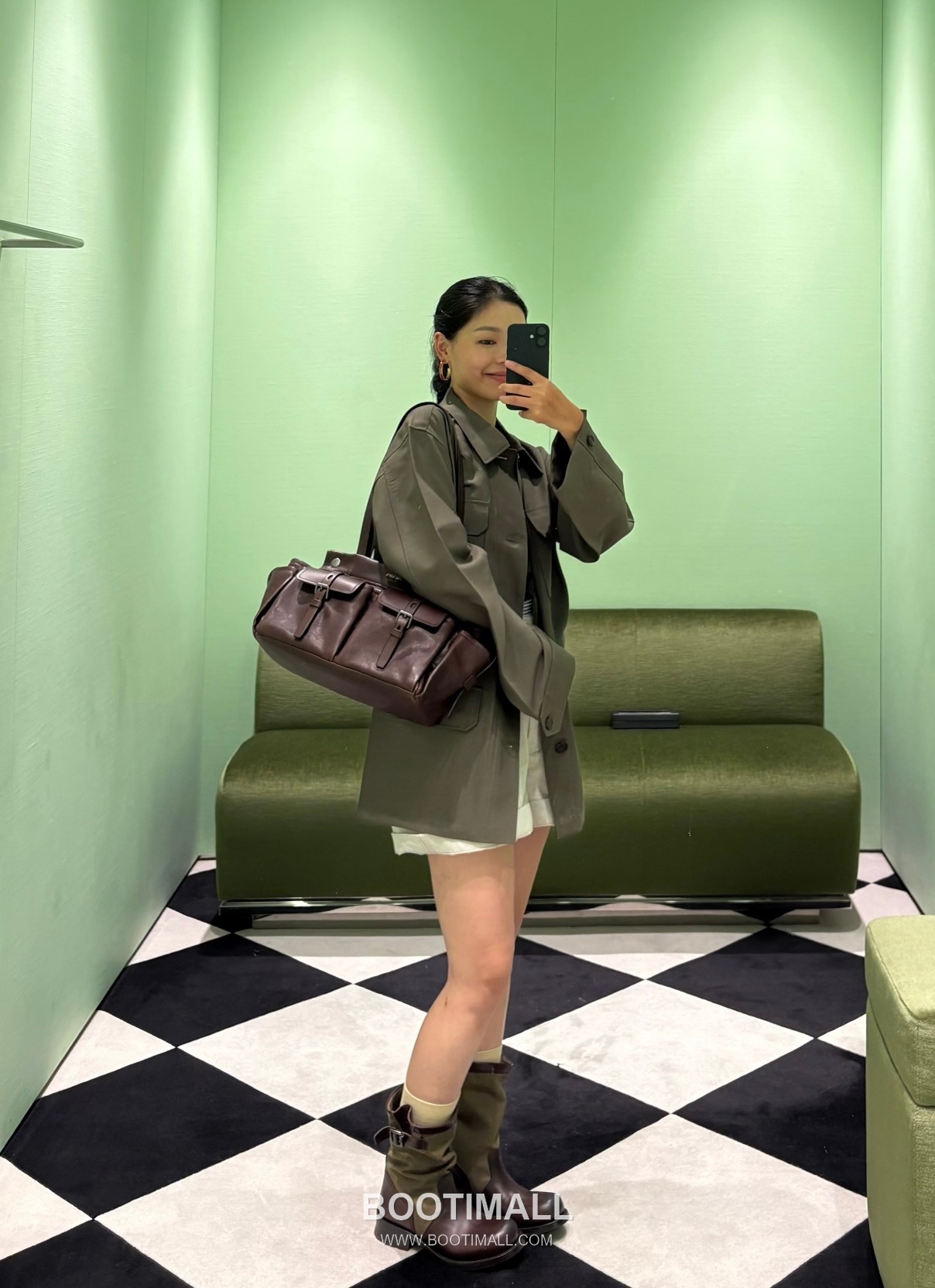 Prada Route Calfskin Tote Bag with Pocket Detail and Shoulder Strap 프라다 루트 카프스킨 포켓 디테일 숄더 스트랩 토트백 1BG645 30cm 11