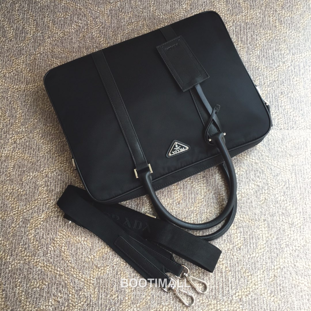Prada Nylon Saffiano Calfskin Tote Bag with Inner Pocket Detail 프라다 나일론 사피아노 카프스킨 이너 포켓 토트백 2VE368 36cm 6