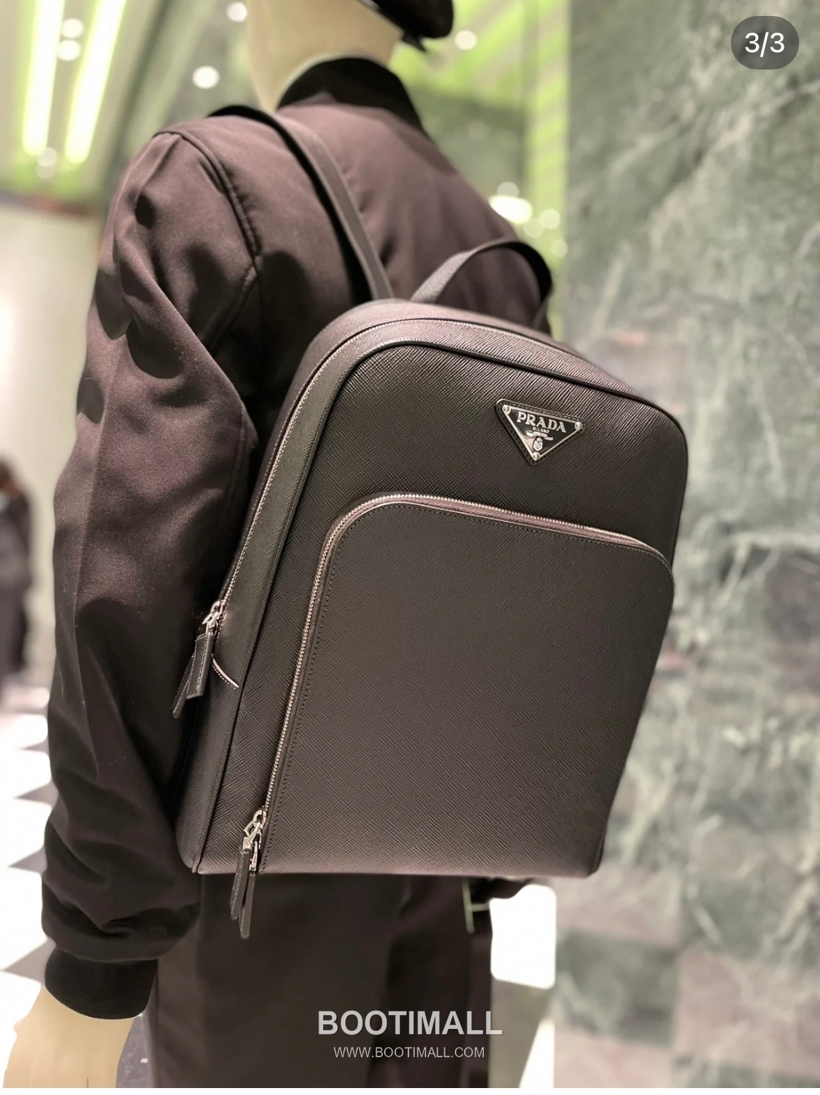 Prada Saffiano Leather Backpack with Front Pocket and Dual Zip Detail 프라다 사피아노 가죽 프론트 포켓 백팩 2VZ102 30cm 1