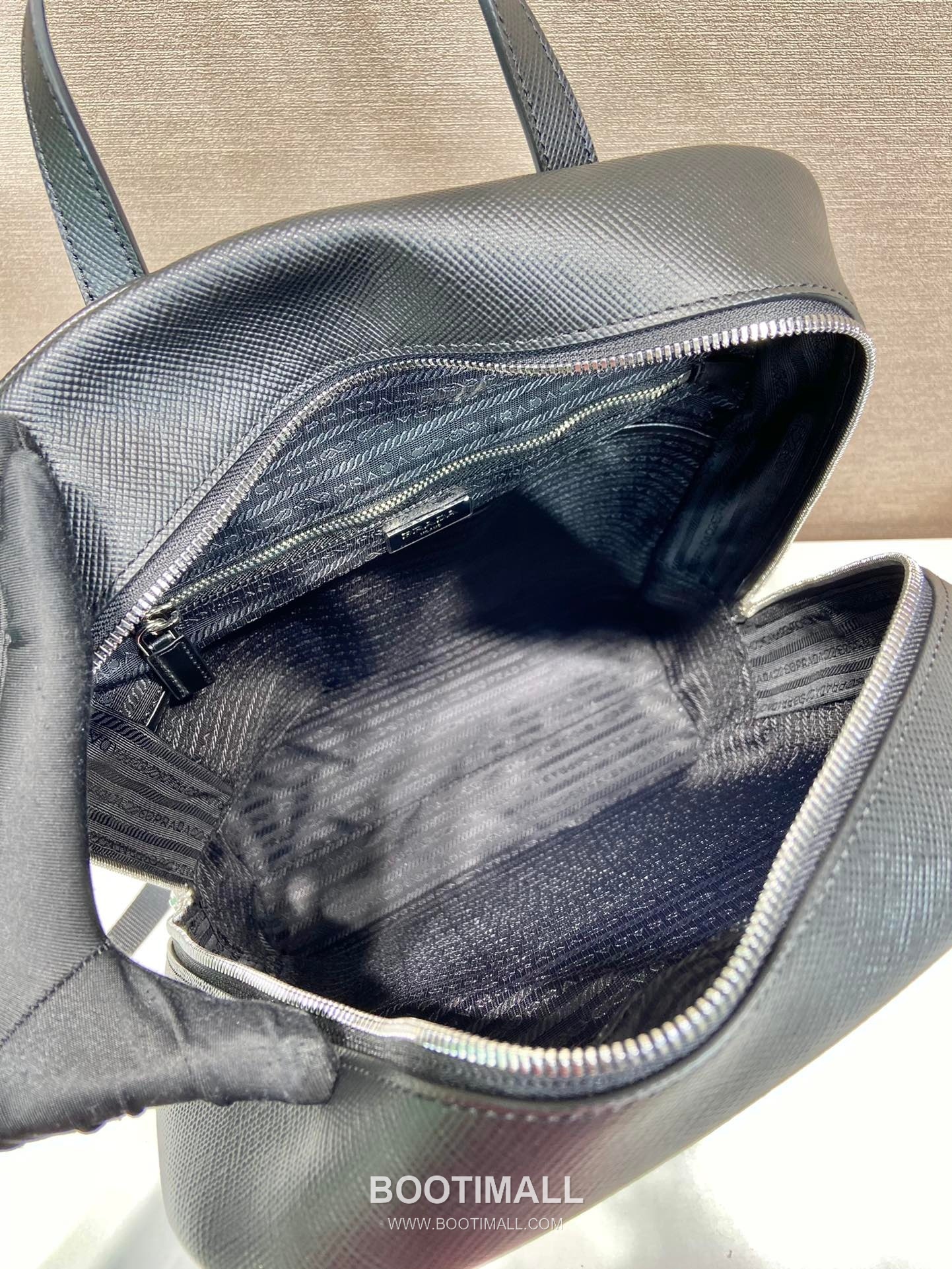 Prada Saffiano Leather Backpack with Front Pocket and Dual Zip Detail 프라다 사피아노 가죽 프론트 포켓 백팩 2VZ102 30cm 11