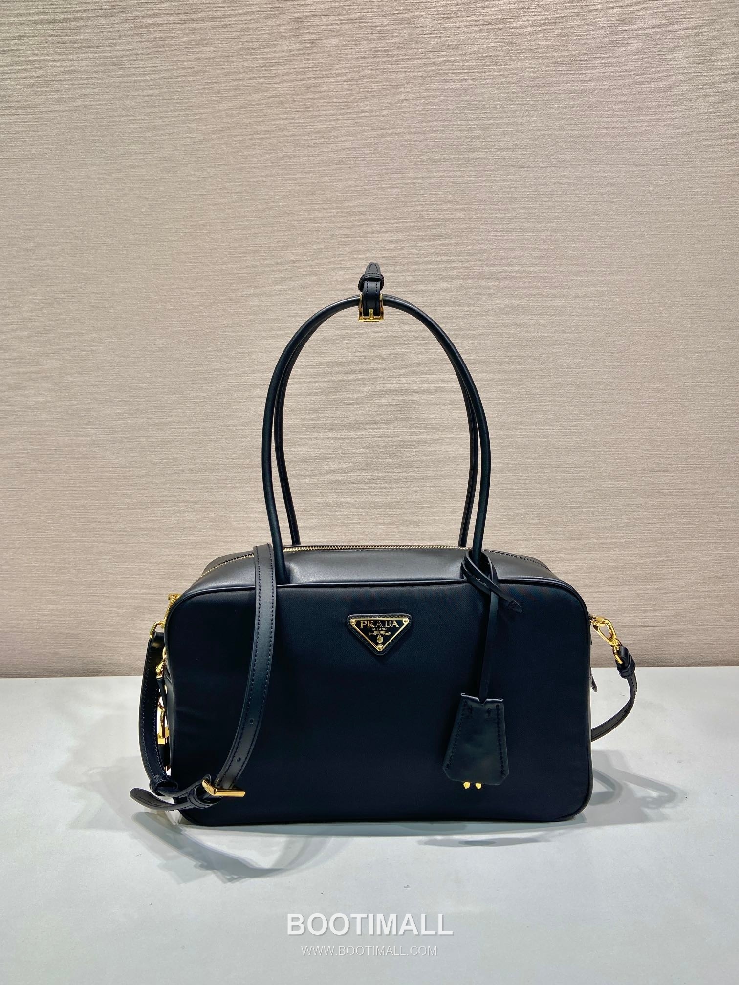 Prada Tessuto Tocker Re-Nylon Calfskin Handbag with Lock Detail 프라다 테수토 토커 리나일론 카프스킨 락 디테일 핸드백 1BB132 30cm 1