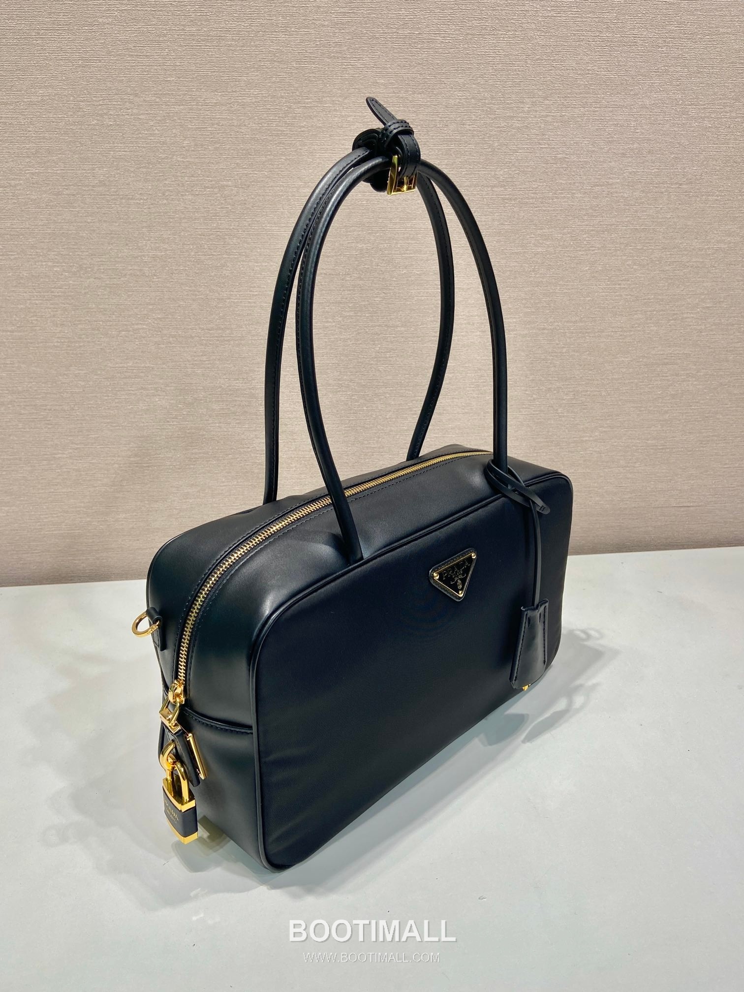 Prada Tessuto Tocker Re-Nylon Calfskin Handbag with Lock Detail 프라다 테수토 토커 리나일론 카프스킨 락 디테일 핸드백 1BB132 30cm 2