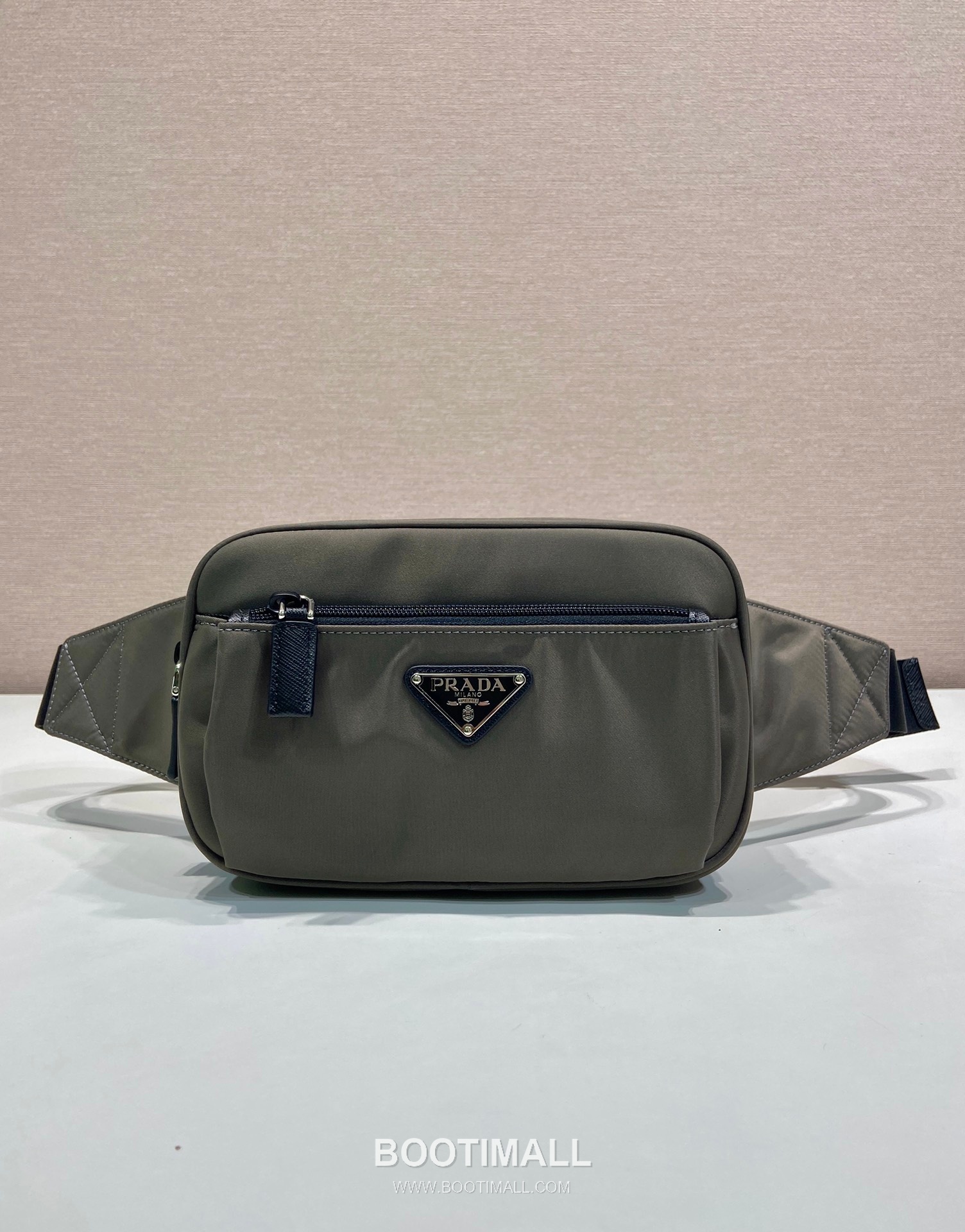 Prada Nylon Belt Bag with Triangle Logo and Adjustable Strap 프라다 나일론 트라이앵글 로고 스트랩 벨트백 2VL977 21cm 1