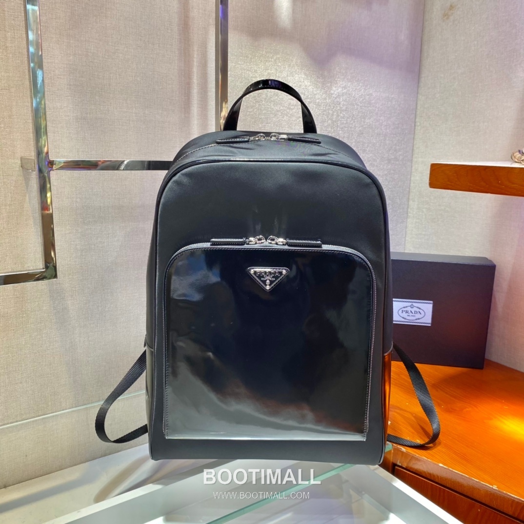 Prada Re-Nylon Backpack with Front Pocket and Leather Trim Detail 프라다 리나일론 프론트 포켓 가죽 트림 백팩 2VZ084 30cm 2