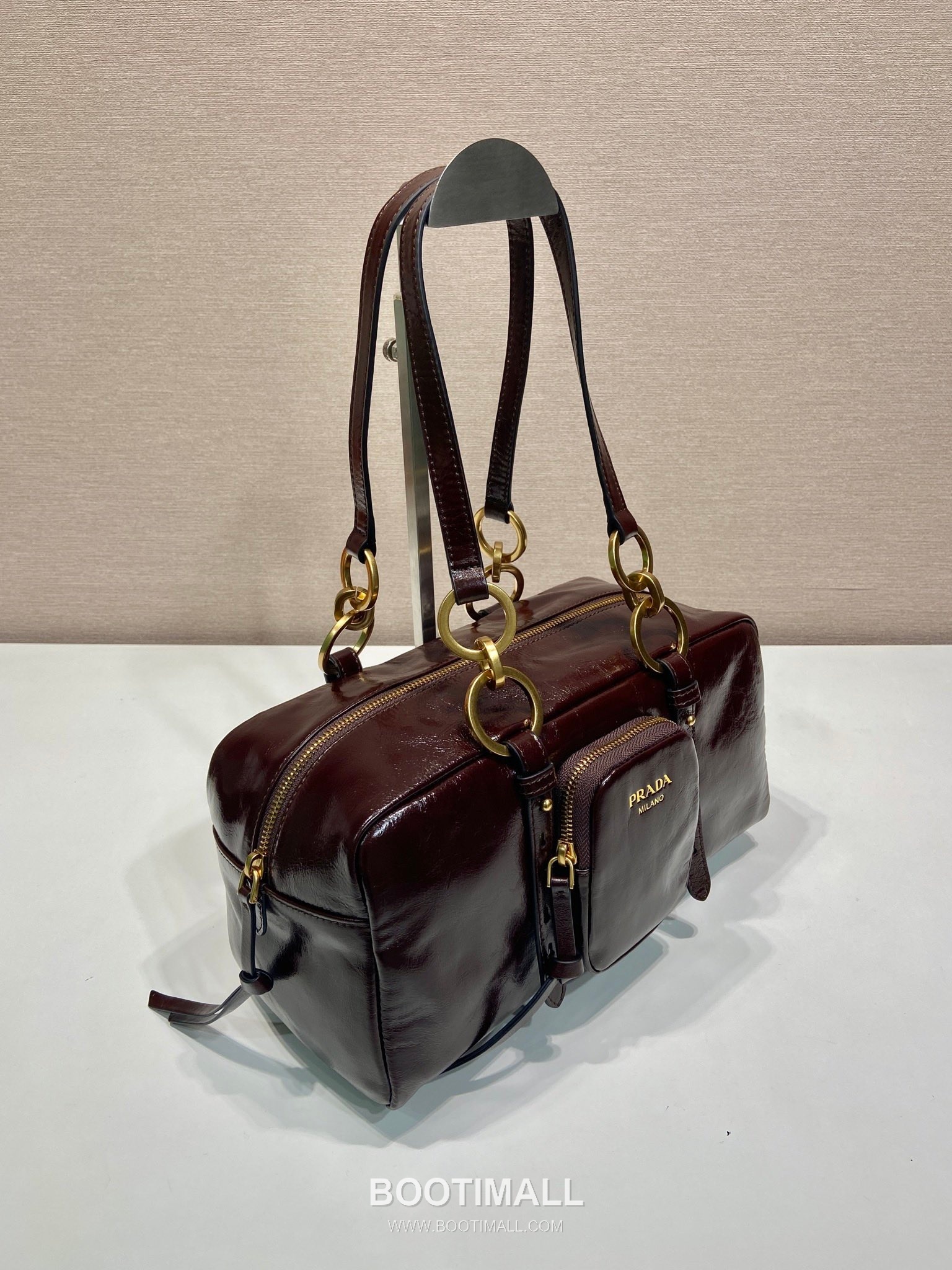Prada Oil Wax Leather Shoulder Bag with Zip Pocket and Top Handle 프라다 오일왁스 가죽 지퍼 포켓 숄더 핸드백 1BB138 30cm 2