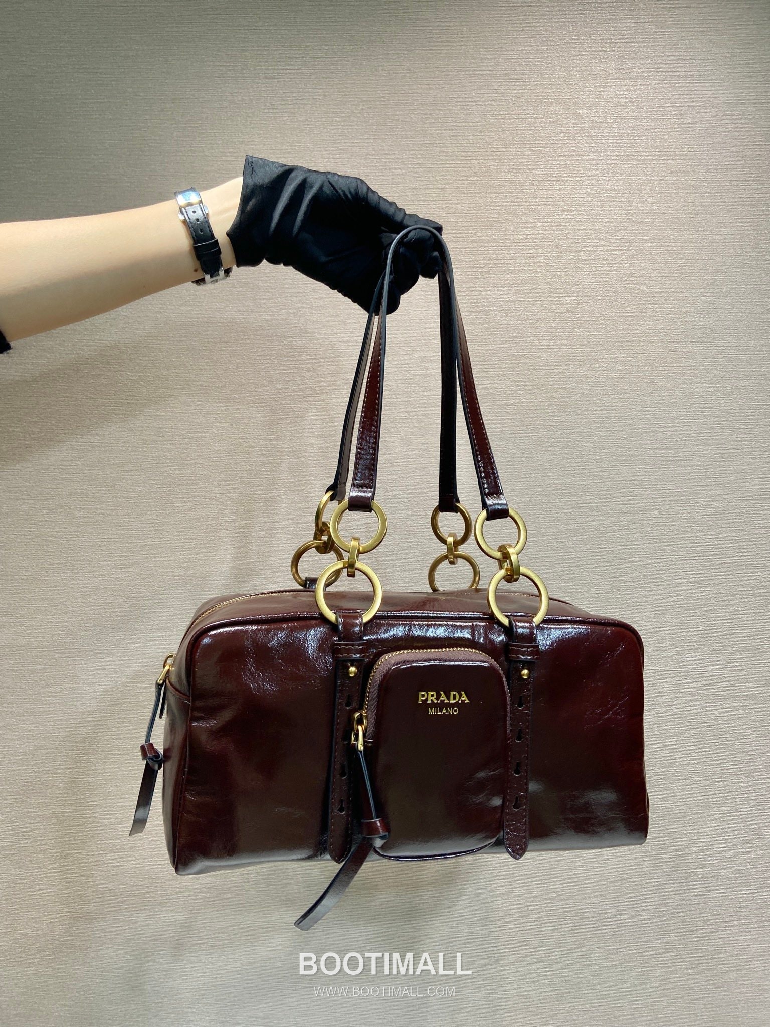 Prada Oil Wax Leather Shoulder Bag with Zip Pocket and Top Handle 프라다 오일왁스 가죽 지퍼 포켓 숄더 핸드백 1BB138 30cm 10
