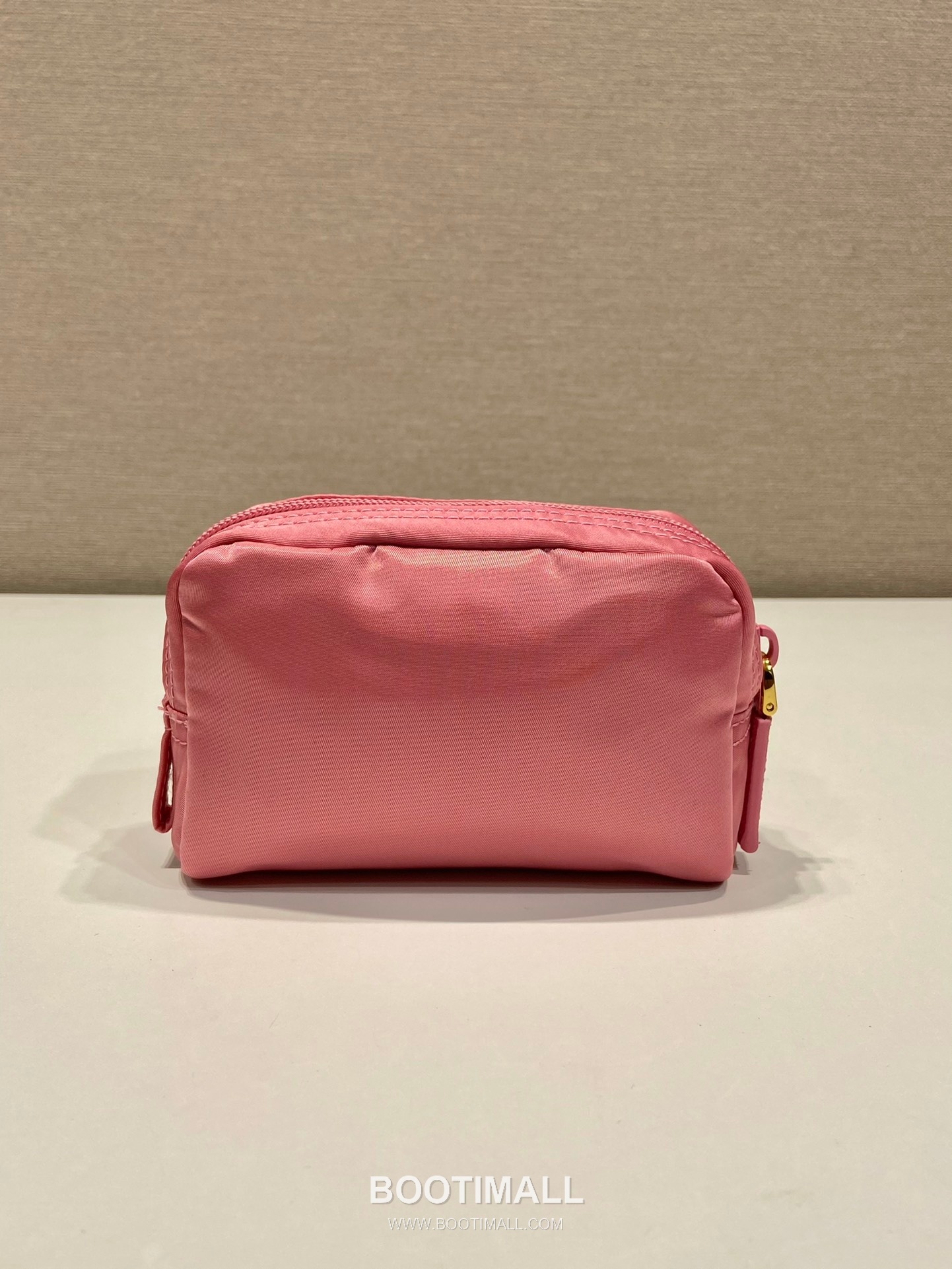 Prada Re-Nylon Clutch Pouch with Zip Closure and Inner Pocket 프라다 리나일론 지퍼 클로저 클러치 파우치 1NA339 12cm 5