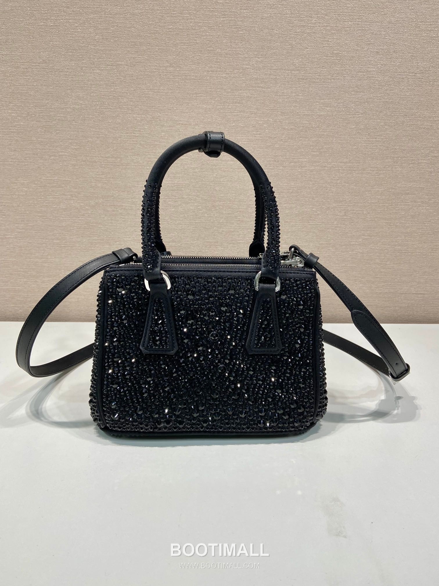 Prada Crystal Satin Top Handle Bag with Dual Zip Pocket and Adjustable Strap 프라다 크리스탈 새틴 더블 지퍼 스트랩 핸드백 1BA906 20cm 4
