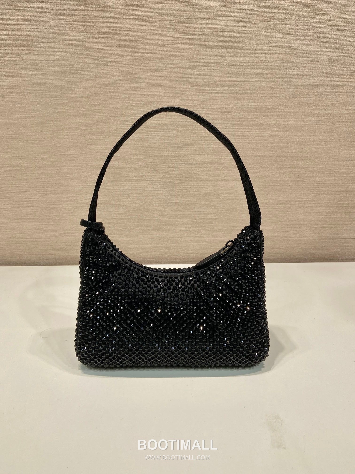 Prada Crystal Mesh Hobo Bag with Zip Closure and Strap Detail 프라다 크리스탈 메쉬 지퍼 스트랩 호보백 1NE515 23cm 5